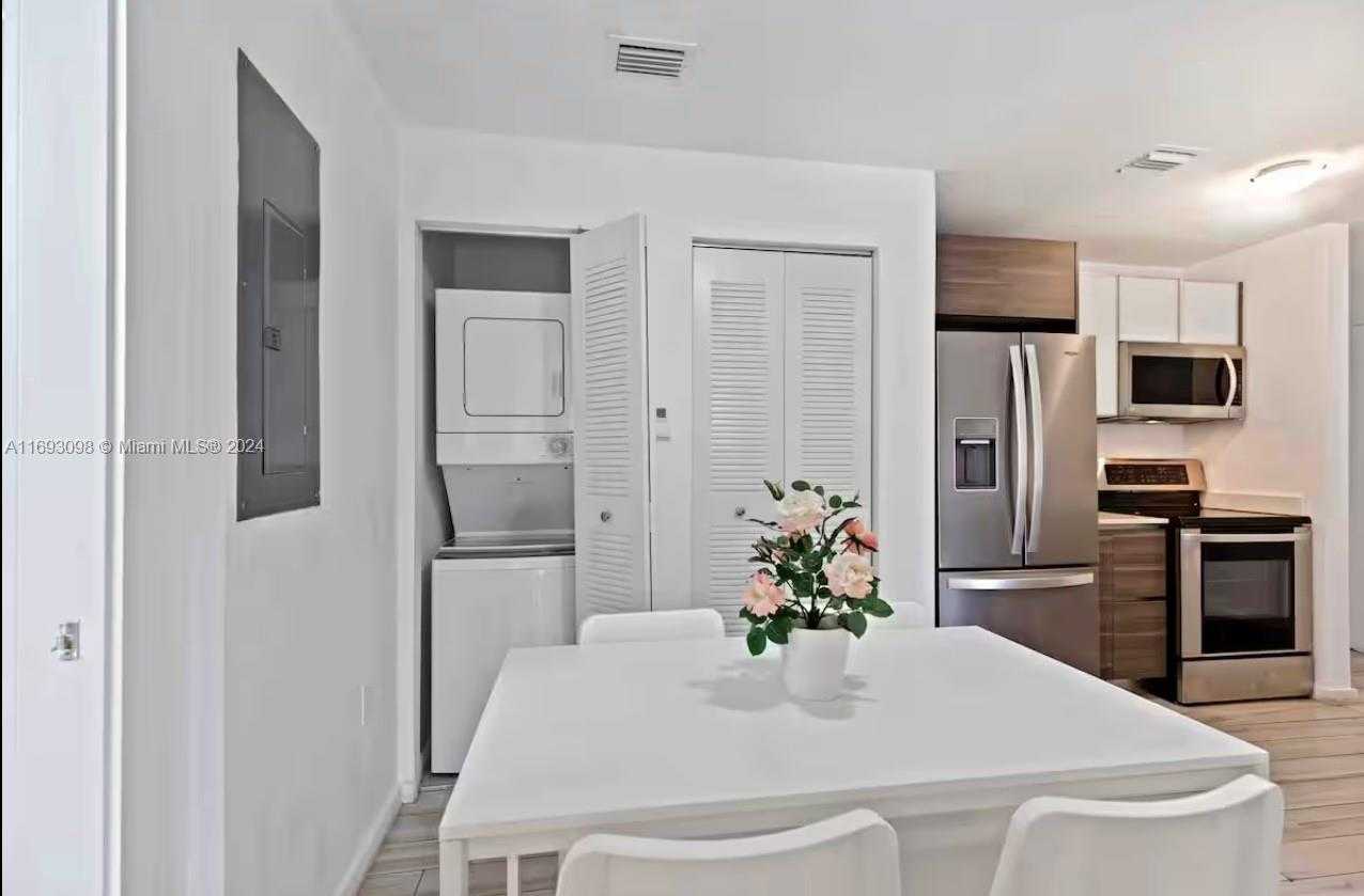 Small Image of 481 NORTH EAST 29TH ST #702, Miami Number 11