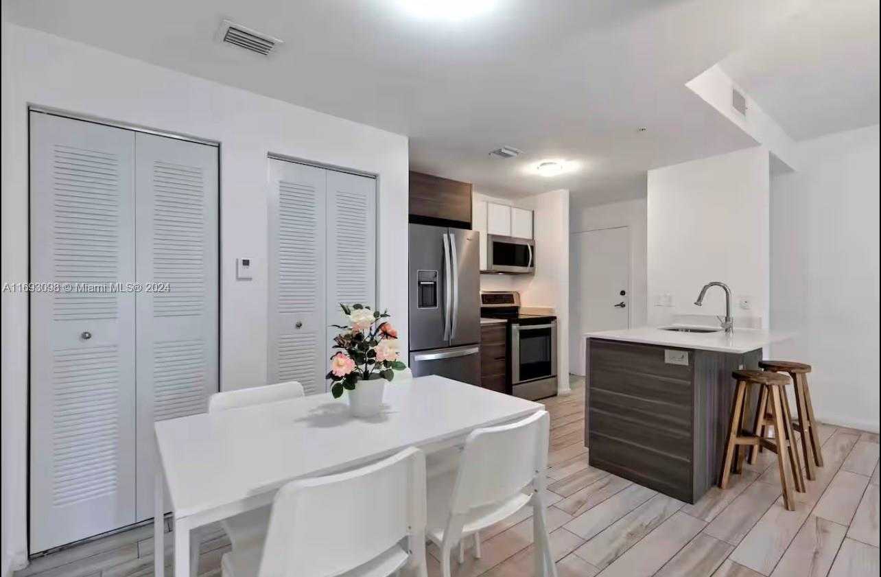 Small Image of 481 NORTH EAST 29TH ST #702, Miami Number 12