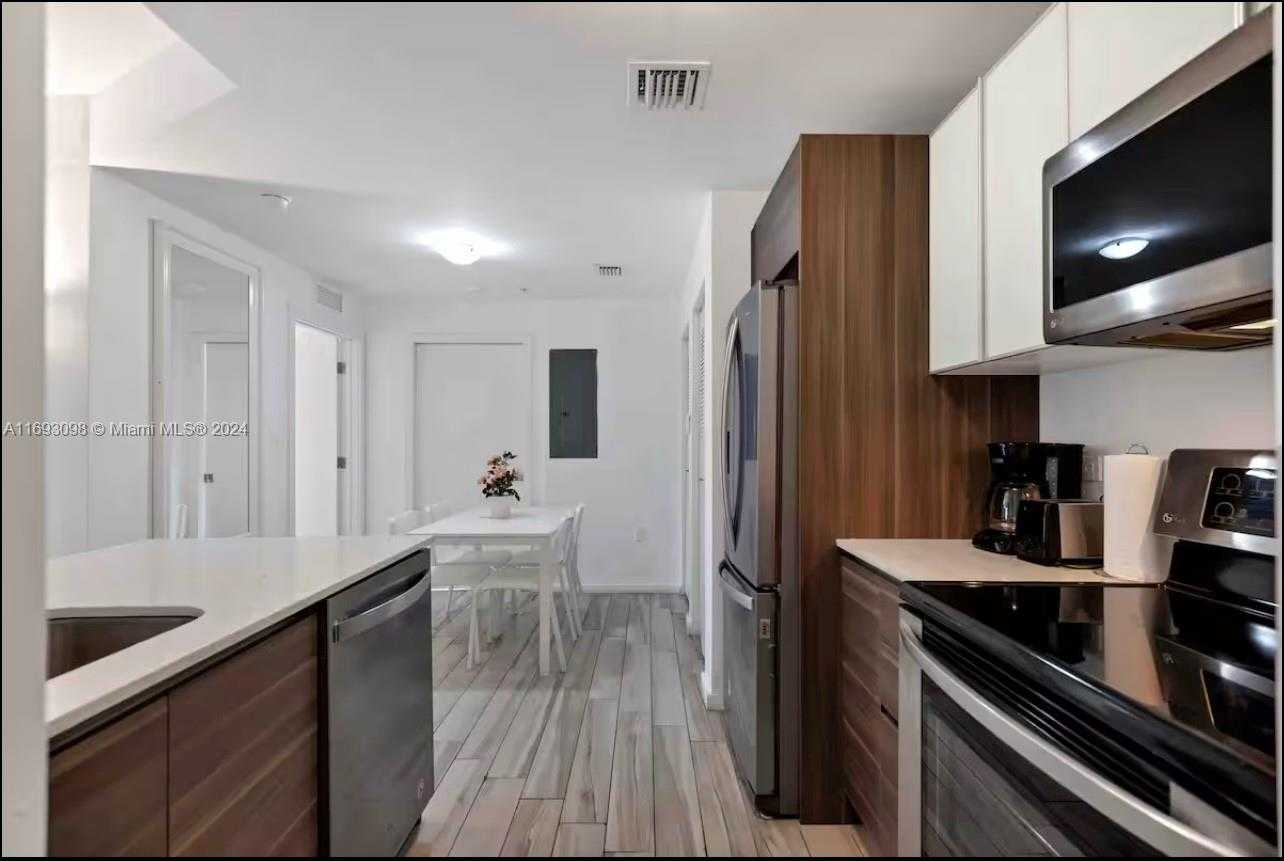 Small Image of 481 NORTH EAST 29TH ST #702, Miami Number 15