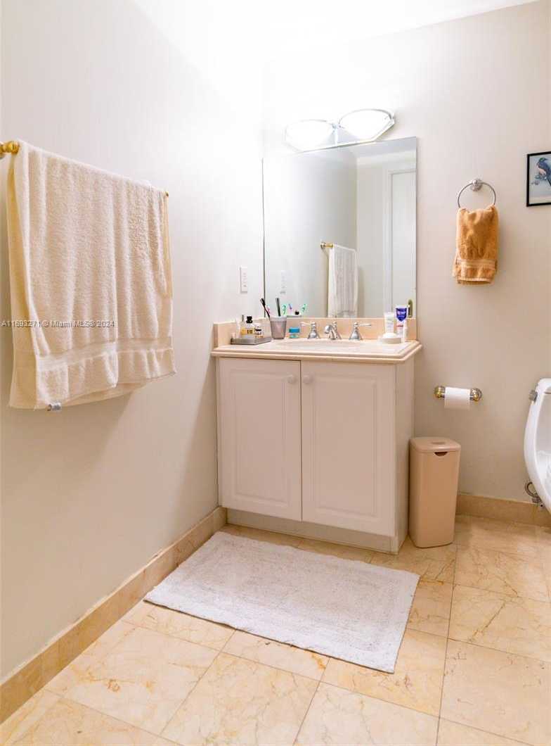 Small Image of 9595 COLLINS AVE #N9-C, Surfside Number 27