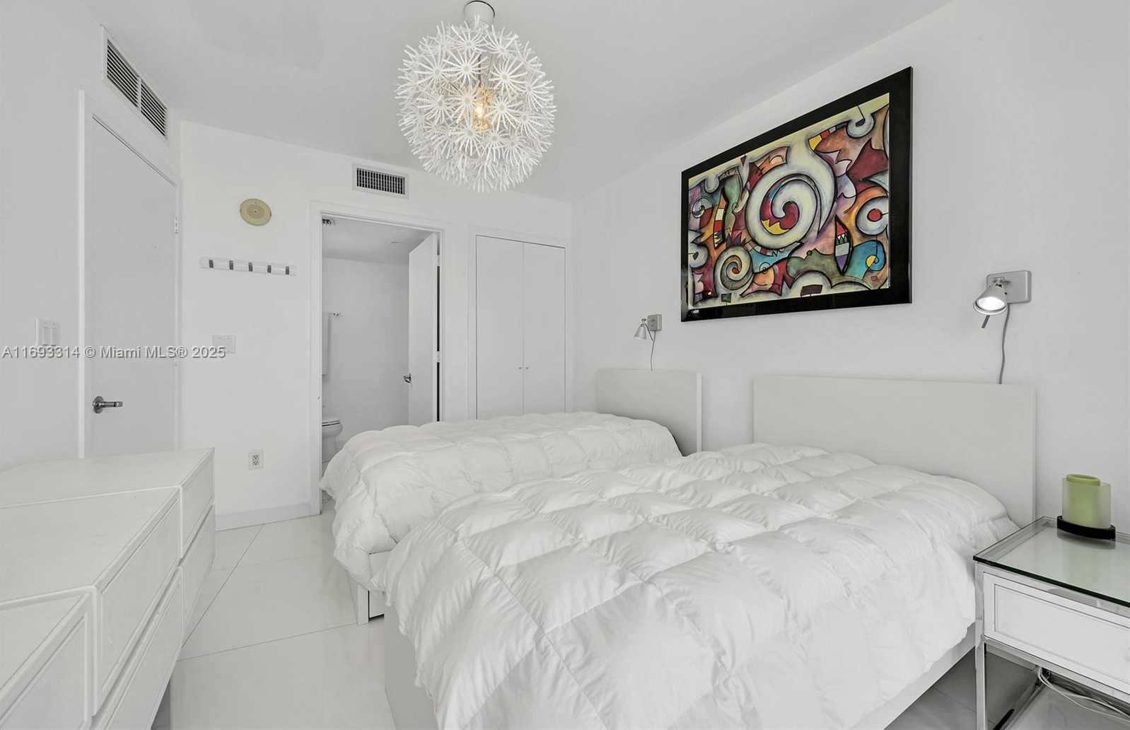 Small Image of 18201 COLLINS AVE #1002, Sunny Isles Beach Number 8