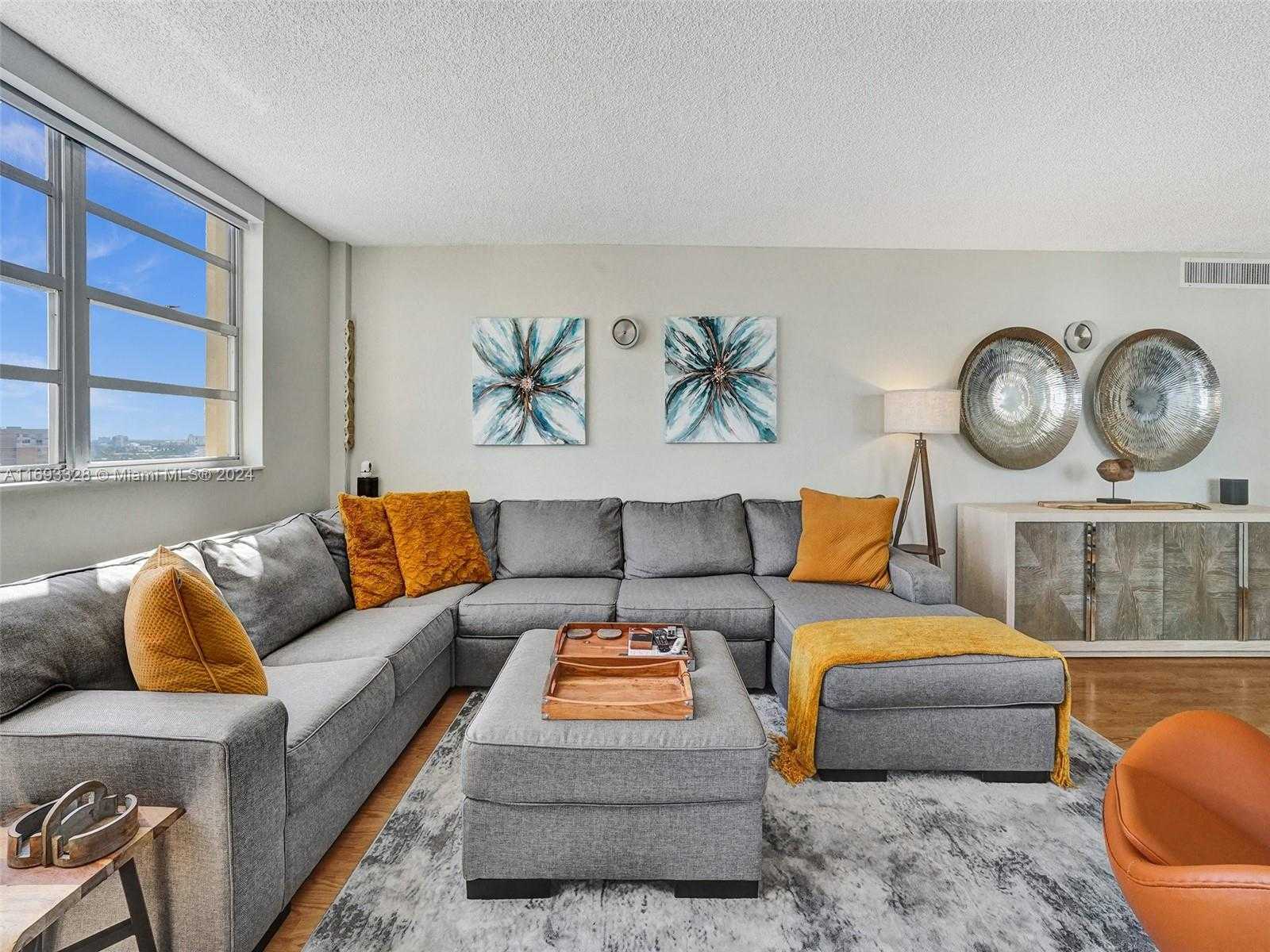 Small Image of 1833 SOUTH OCEAN DR #1702, Hallandale Beach Number 13