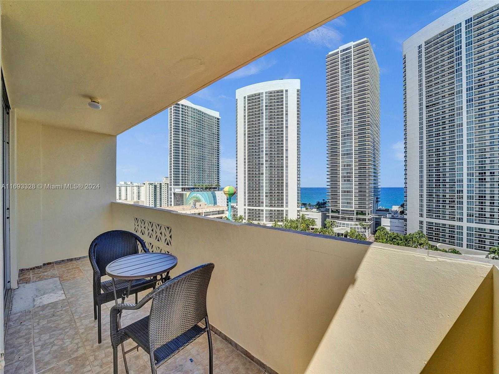 Small Image of 1833 SOUTH OCEAN DR #1702, Hallandale Beach Number 48