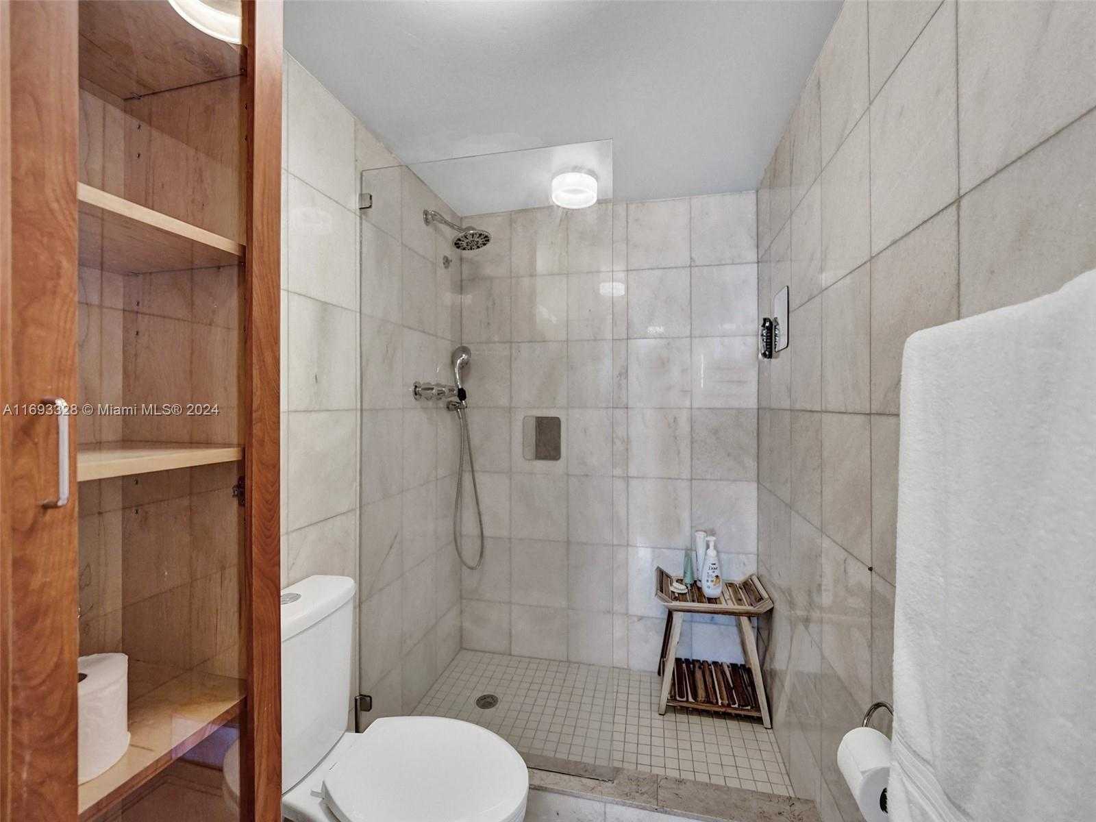 Small Image of 1833 SOUTH OCEAN DR #1702, Hallandale Beach Number 54