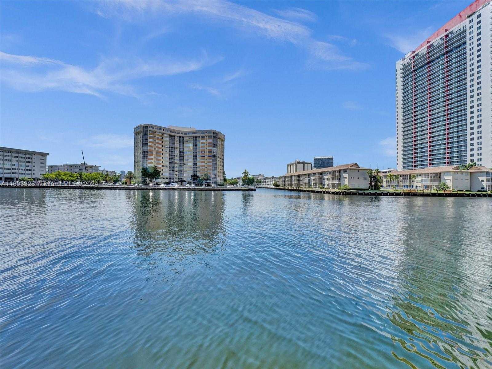 Small Image of 1833 SOUTH OCEAN DR #1702, Hallandale Beach Number 63