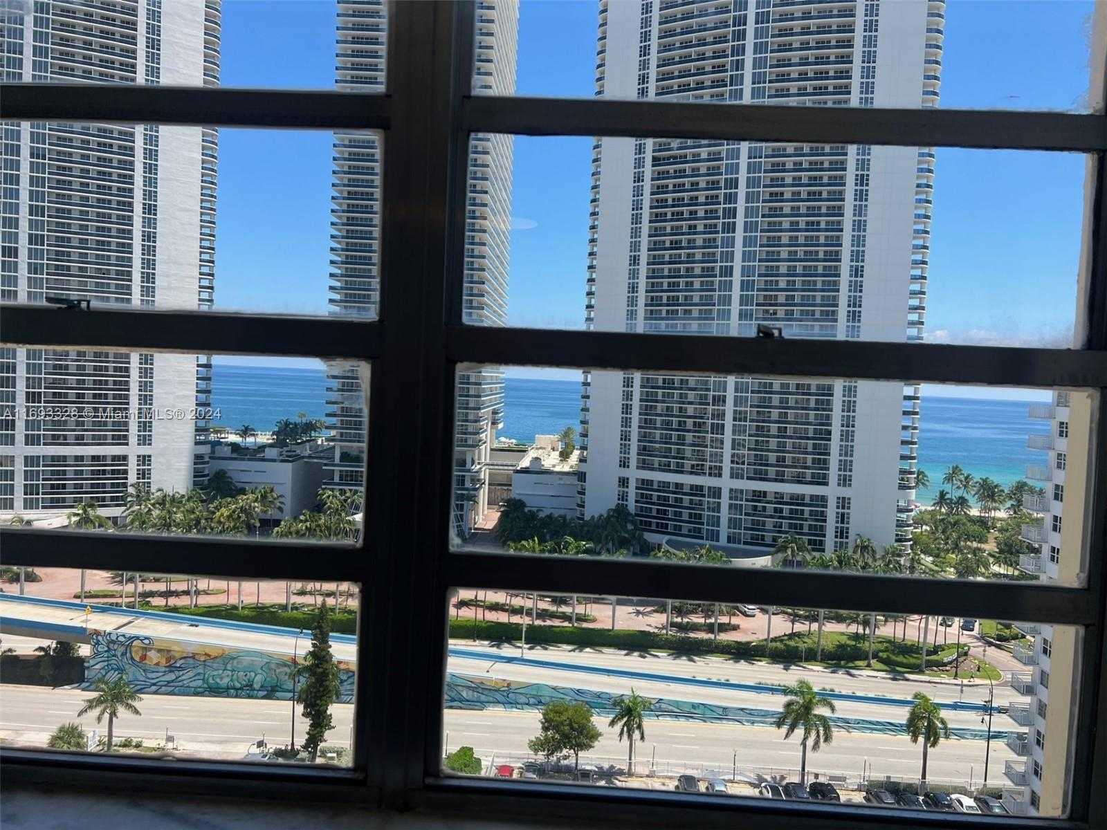 Small Image of 1833 SOUTH OCEAN DR #1702, Hallandale Beach Number 68