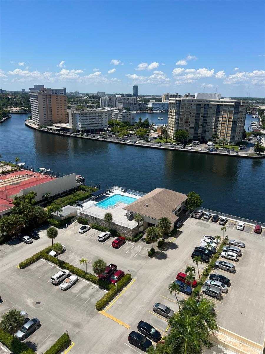 Small Image of 1833 SOUTH OCEAN DR #1702, Hallandale Beach Number 69