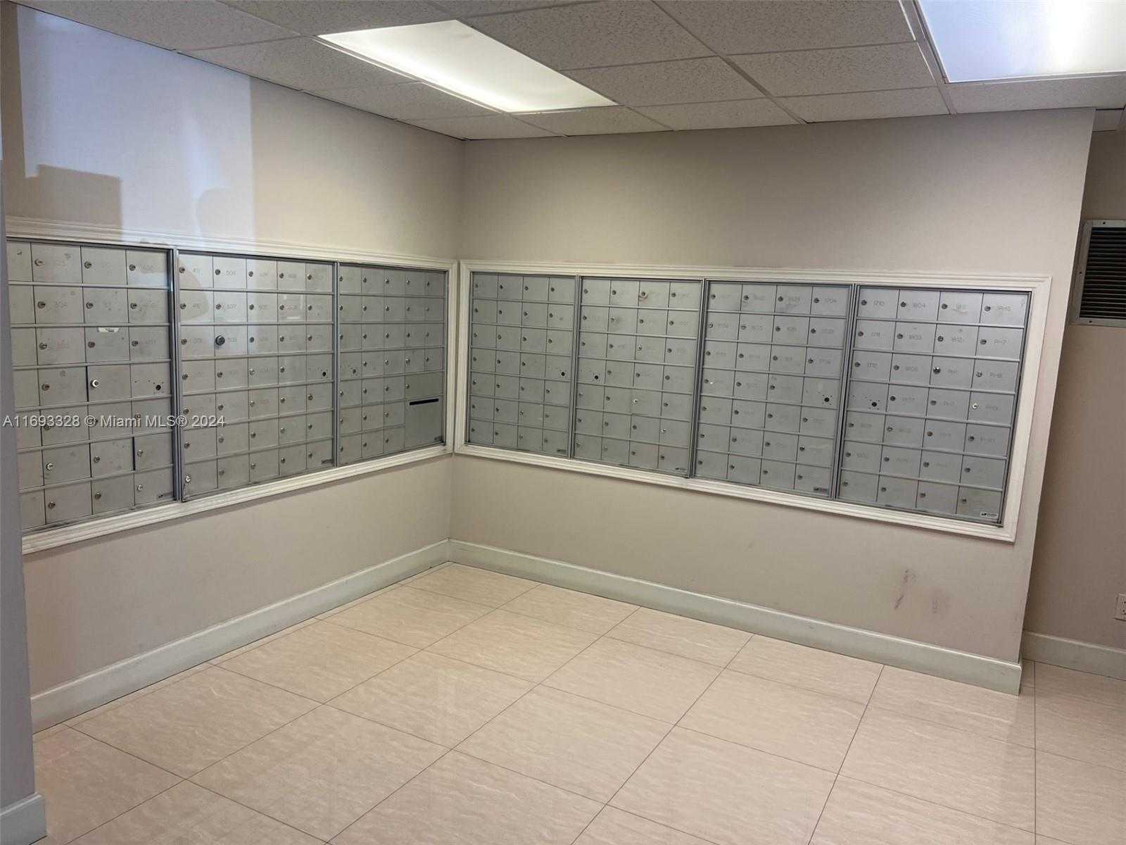 Small Image of 1833 SOUTH OCEAN DR #1702, Hallandale Beach Number 77