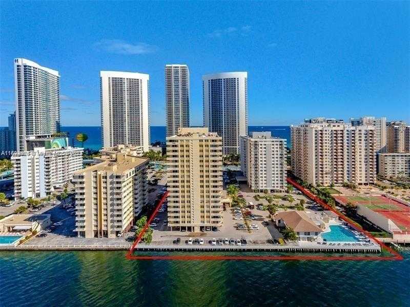 Small Image of 1833 SOUTH OCEAN DR #1702, Hallandale Beach Number 78