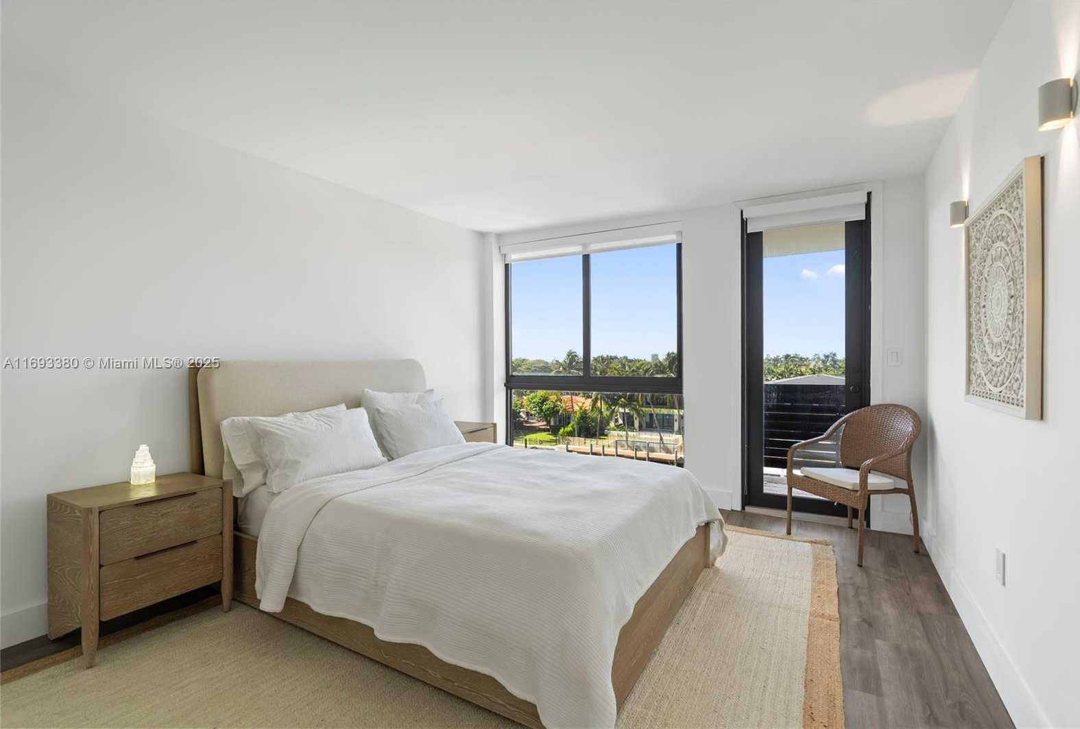 Small Image of 9800 WEST BAY HARBOR DR #512, Bay Harbor Islands Number 14