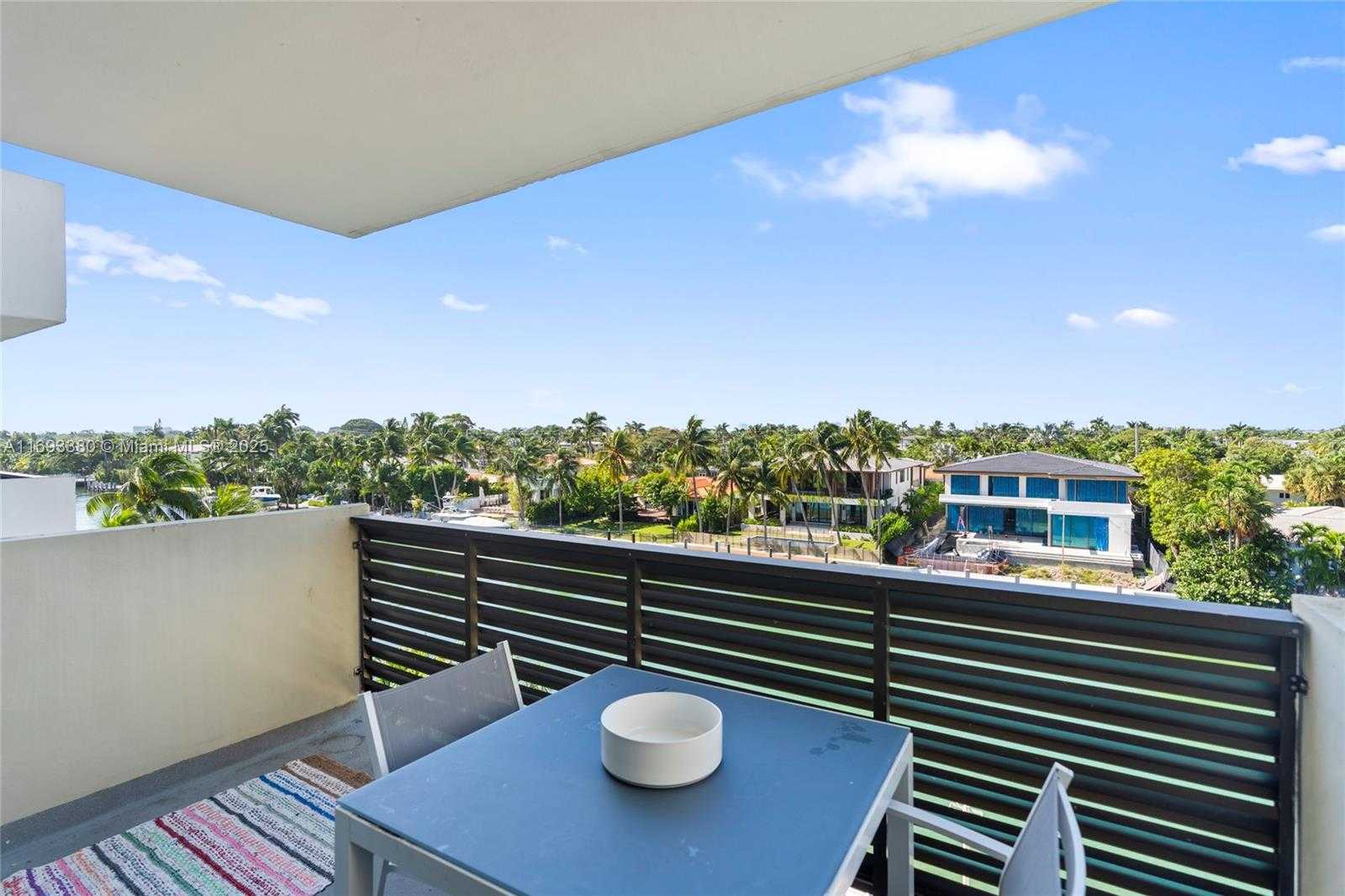 Small Image of 9800 WEST BAY HARBOR DR #512, Bay Harbor Islands Number 19