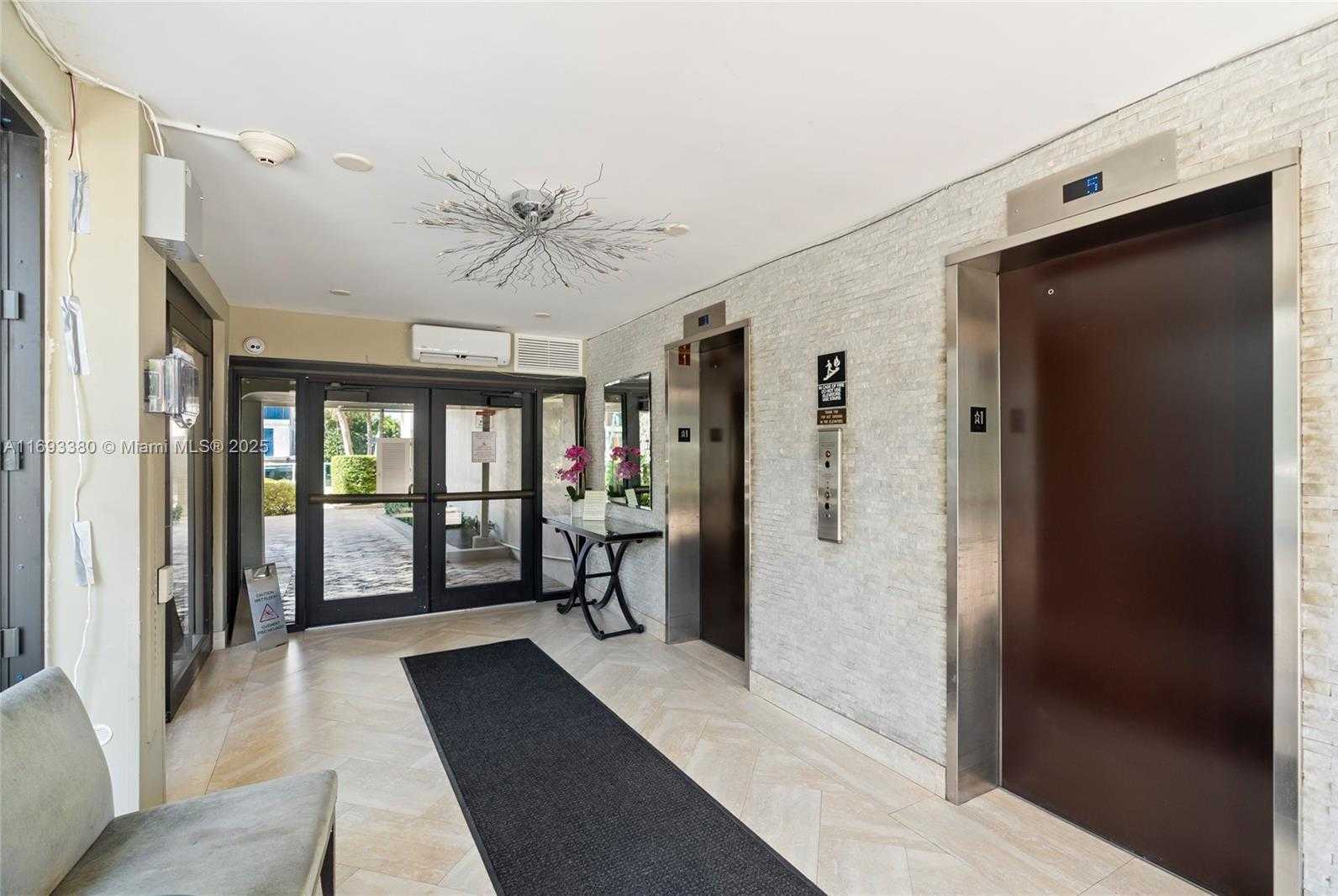 Small Image of 9800 WEST BAY HARBOR DR #512, Bay Harbor Islands Number 30