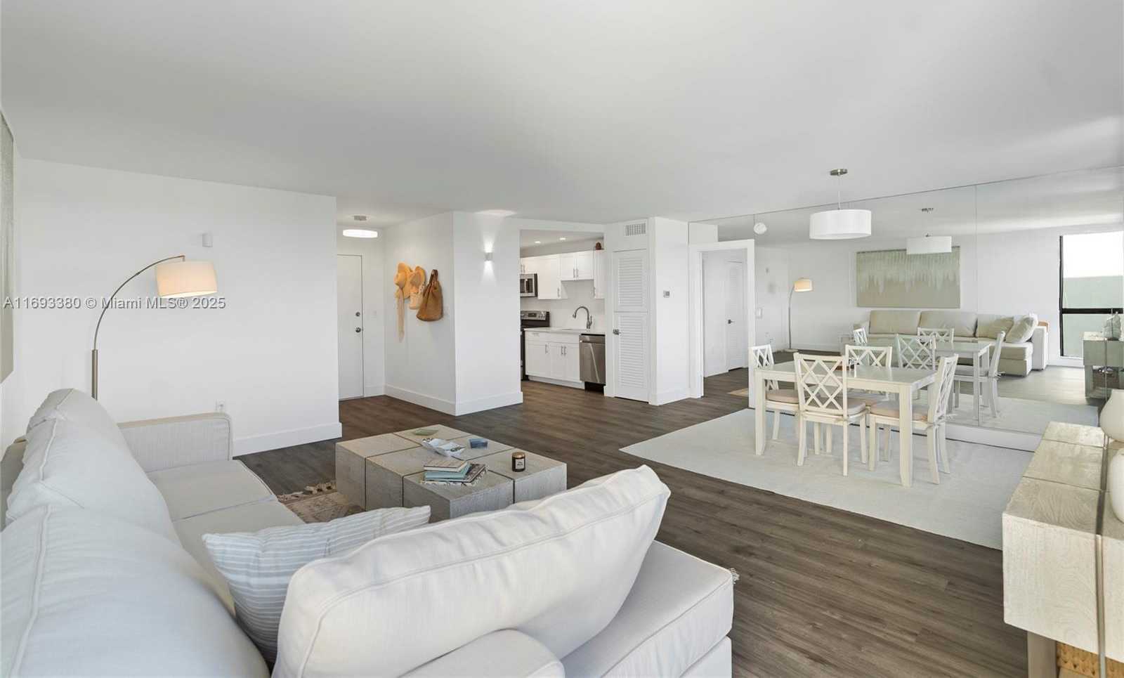 Small Image of 9800 WEST BAY HARBOR DR #512, Bay Harbor Islands Number 4