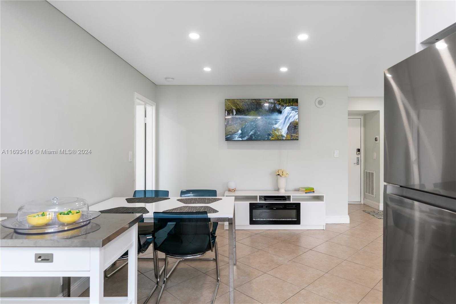 Small Image of 17011 NORTH BAY RD #612, Sunny Isles Beach Number 13