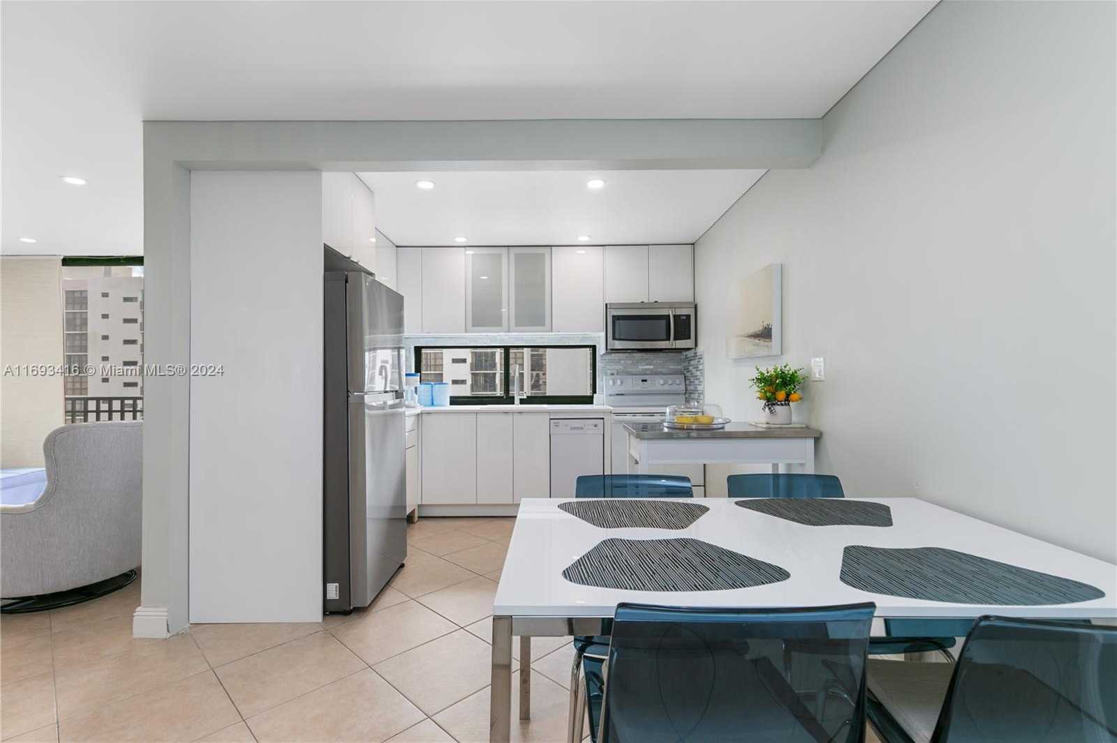 Small Image of 17011 NORTH BAY RD #612, Sunny Isles Beach Number 14