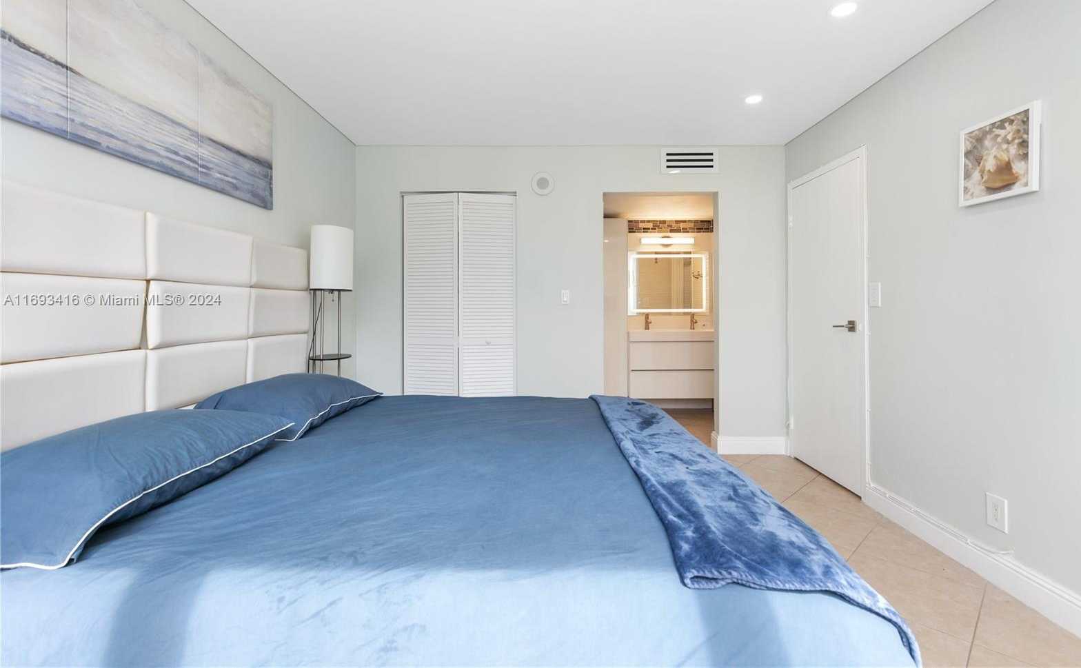 Small Image of 17011 NORTH BAY RD #612, Sunny Isles Beach Number 22