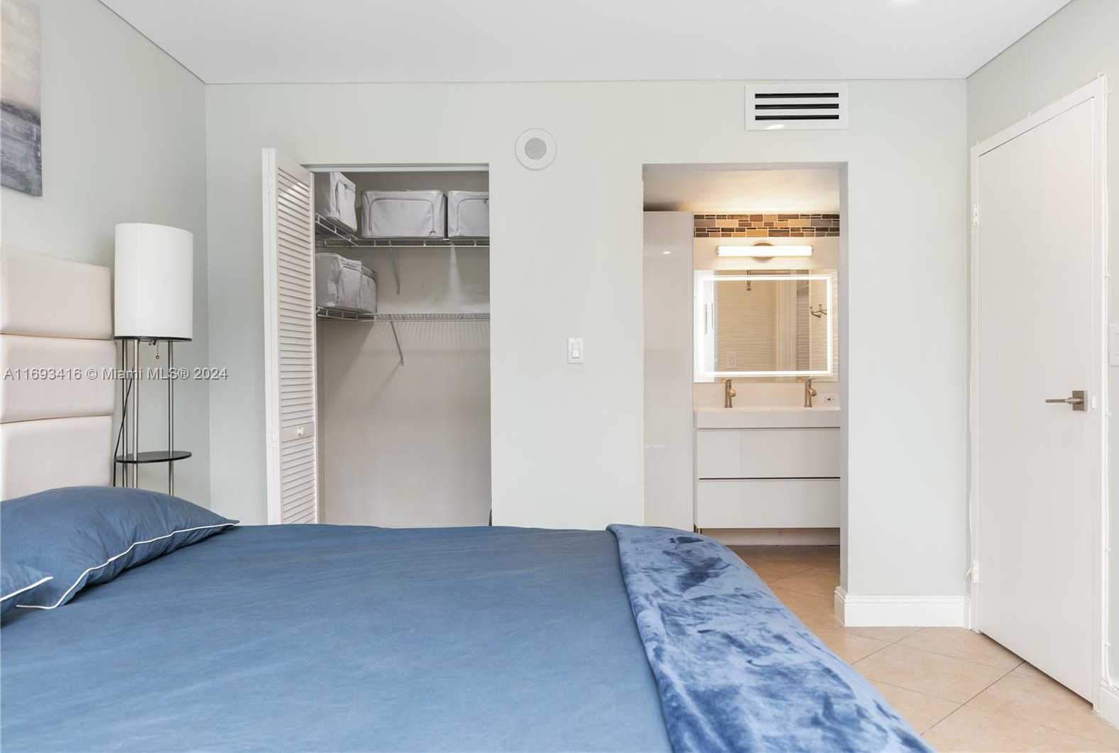 Small Image of 17011 NORTH BAY RD #612, Sunny Isles Beach Number 23