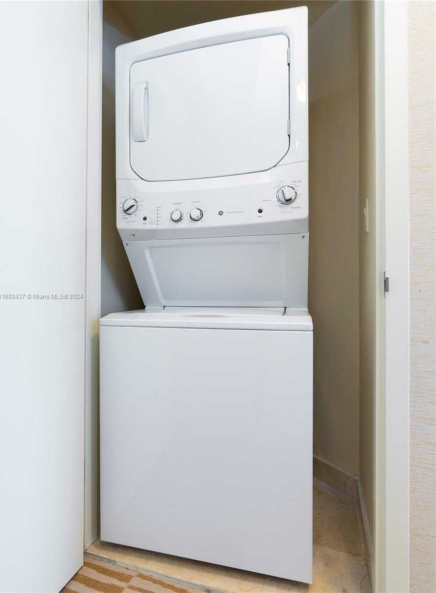 Small Image of 18001 COLLINS AVE #714-715, Sunny Isles Beach Number 26