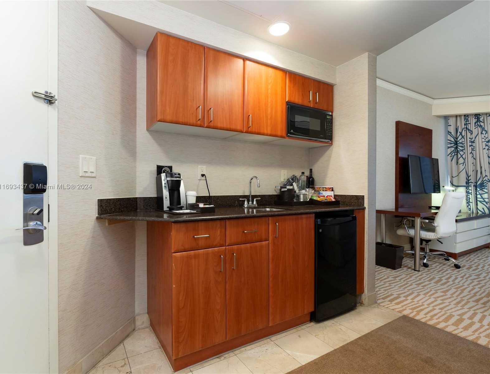 Small Image of 18001 COLLINS AVE #714-715, Sunny Isles Beach Number 34