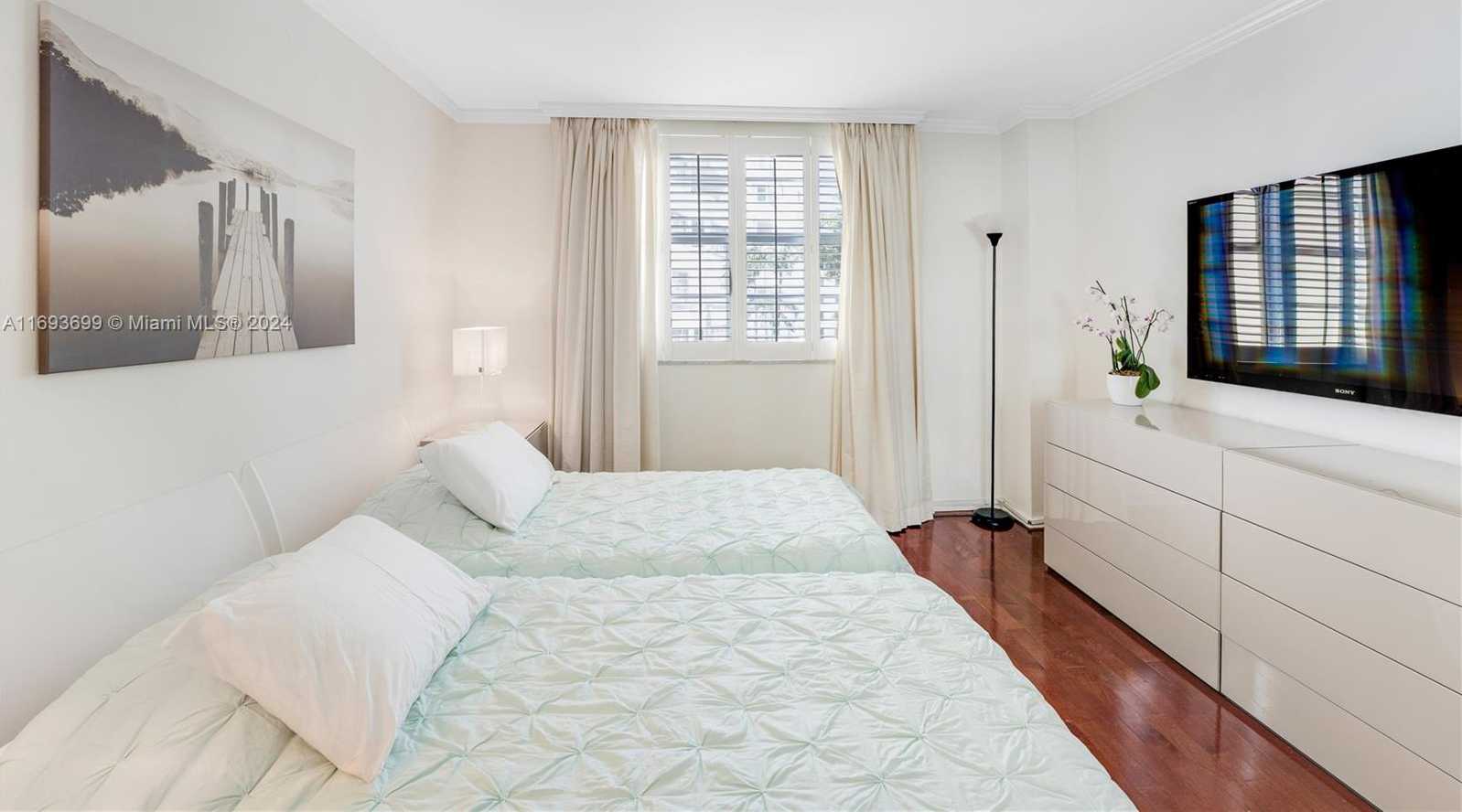 Small Image of 5 ISLAND AVE #3C, Miami Beach Number 18