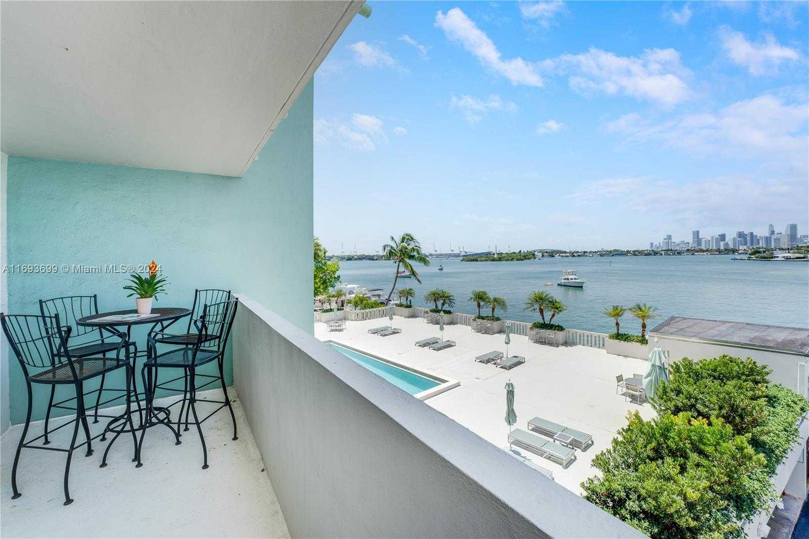 Small Image of 5 ISLAND AVE #3C, Miami Beach Number 2