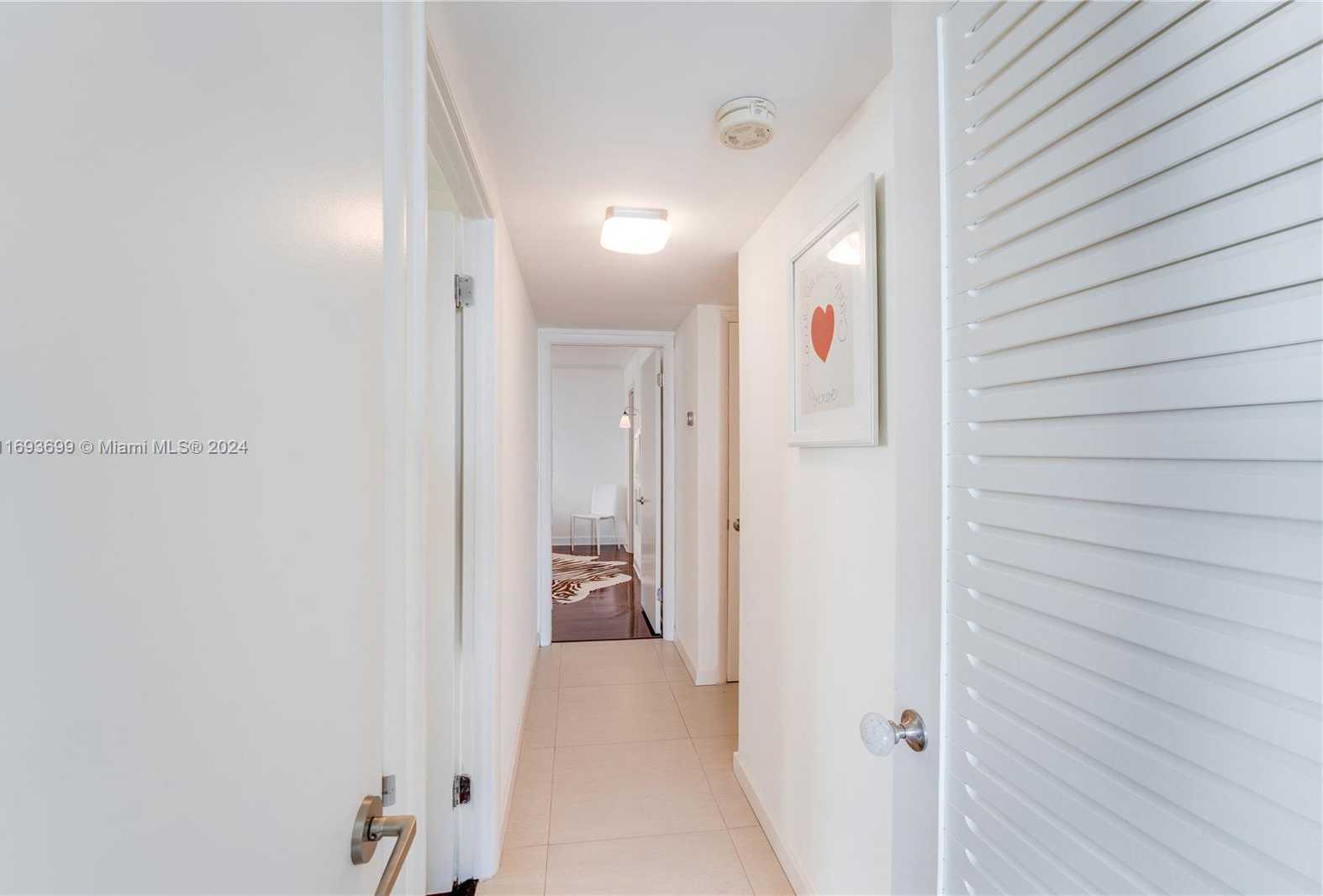 Small Image of 5 ISLAND AVE #3C, Miami Beach Number 23