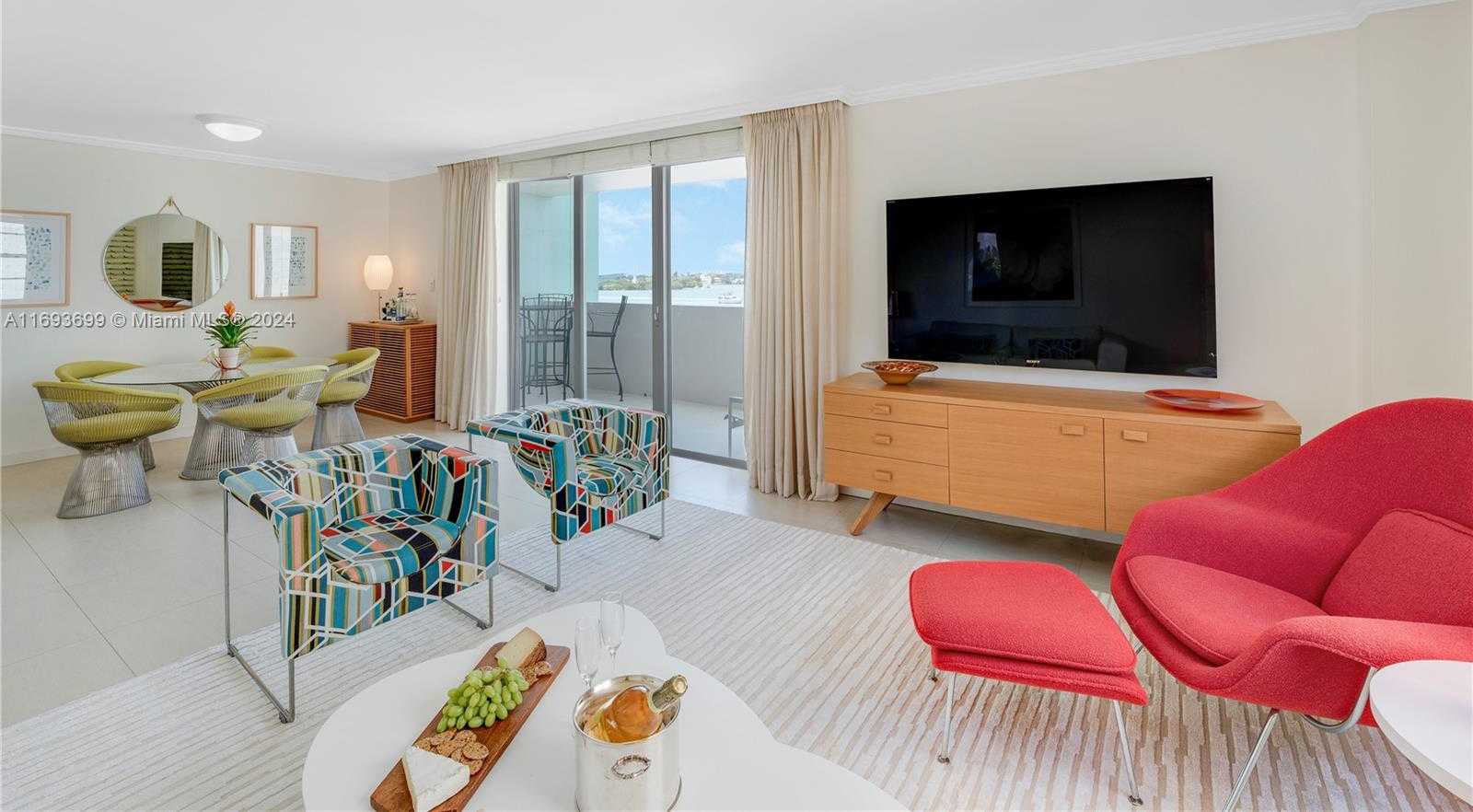 Small Image of 5 ISLAND AVE #3C, Miami Beach Number 3