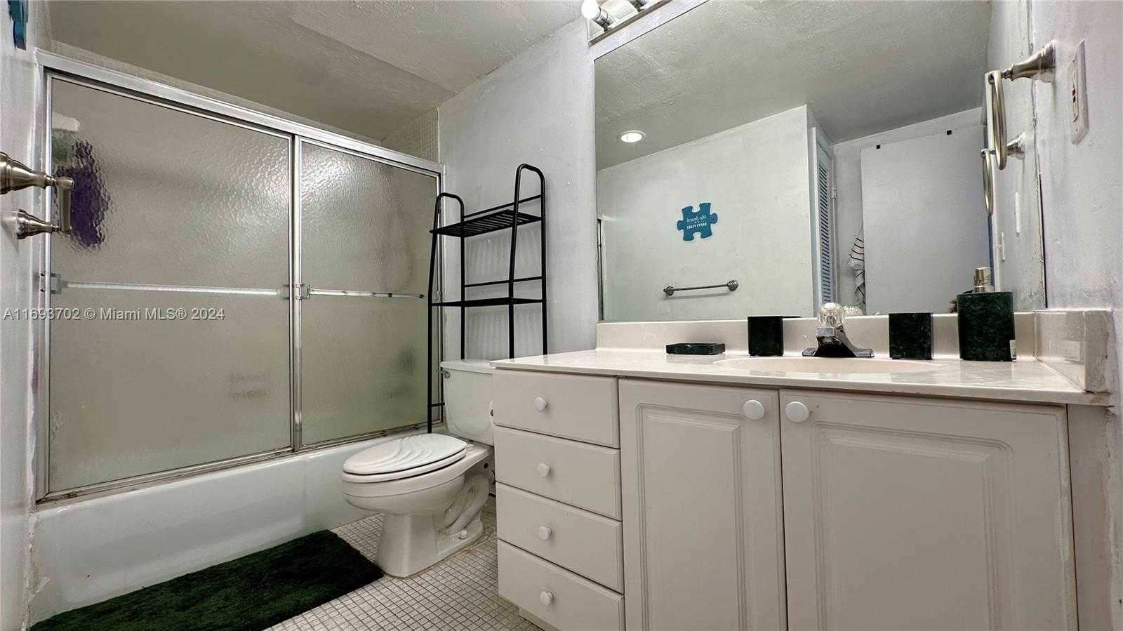 Small Image of 19380 COLLINS AVE #1425, Sunny Isles Beach Number 14