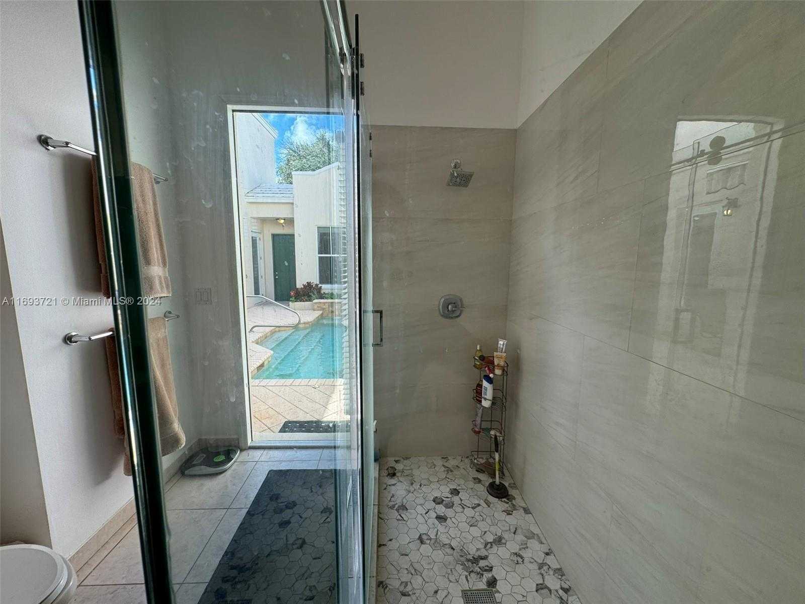 Small Image of 17330 BERMUDA VILLAGE DR, Boca Raton Number 19