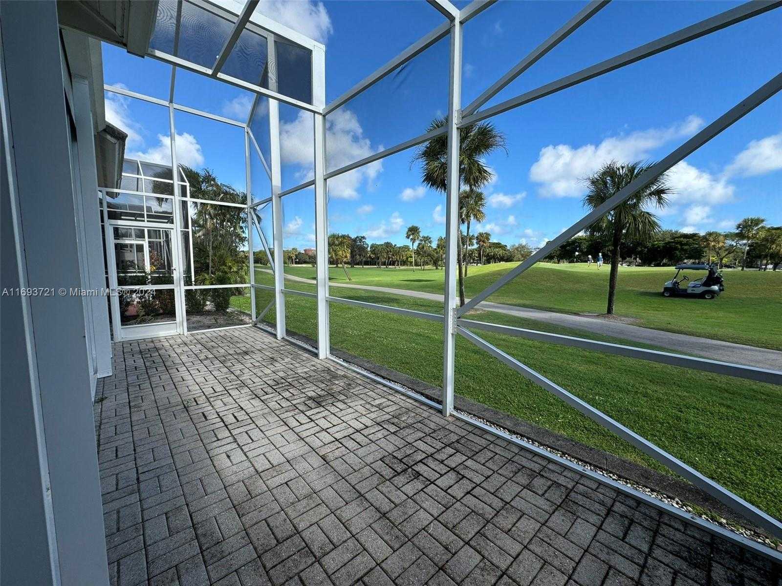 Small Image of 17330 BERMUDA VILLAGE DR, Boca Raton Number 23