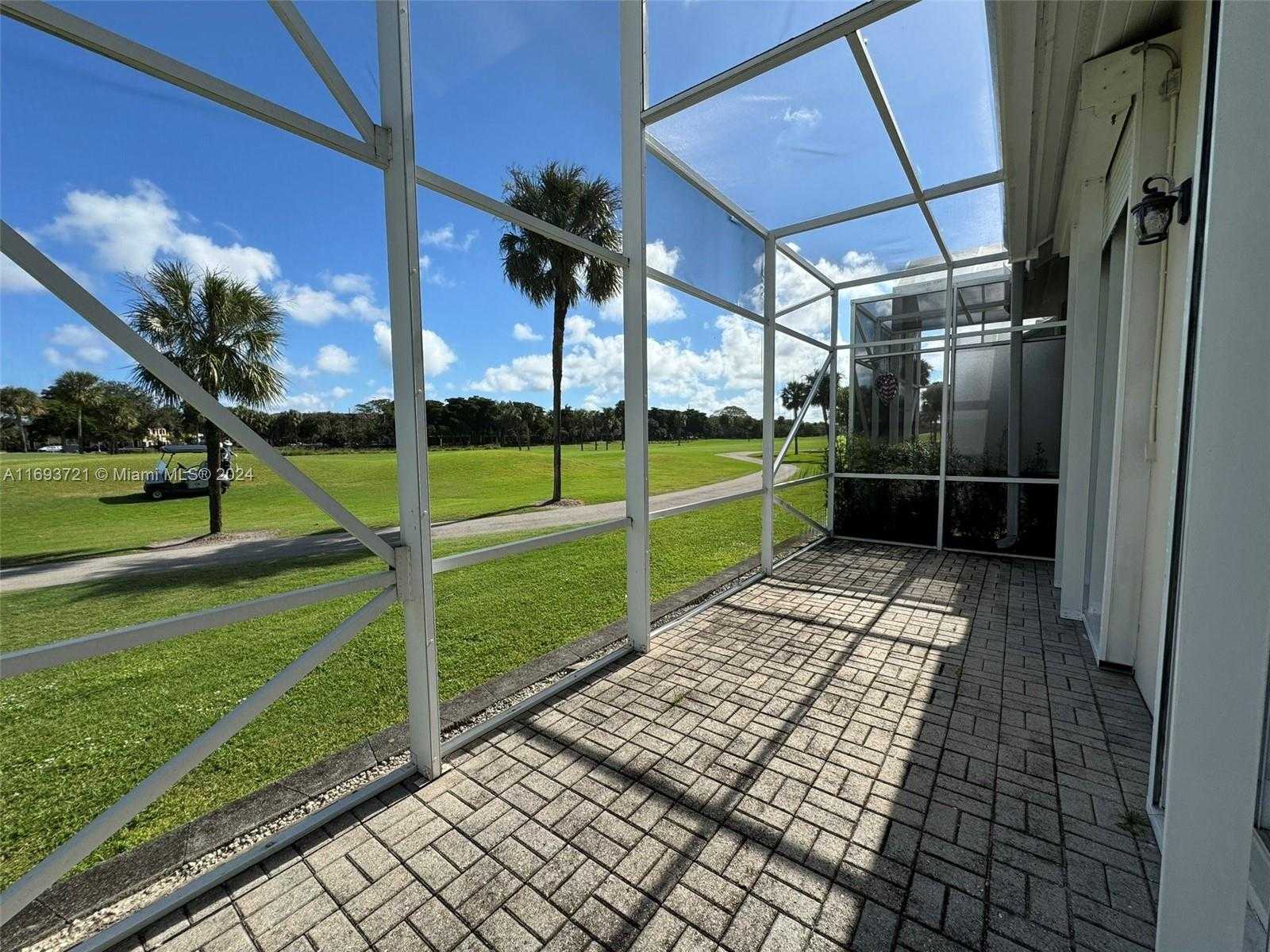 Small Image of 17330 BERMUDA VILLAGE DR, Boca Raton Number 24