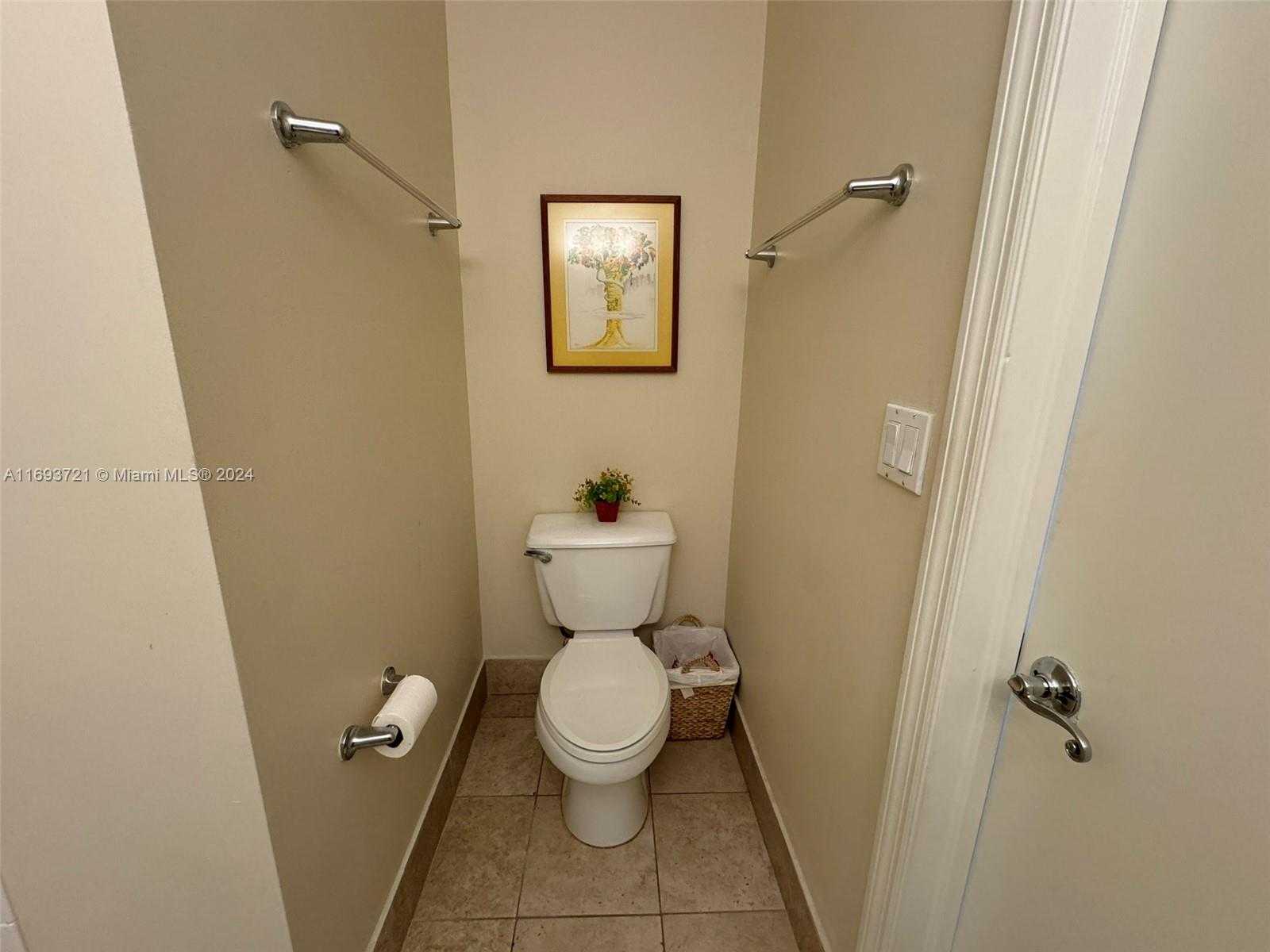 Small Image of 17330 BERMUDA VILLAGE DR, Boca Raton Number 29