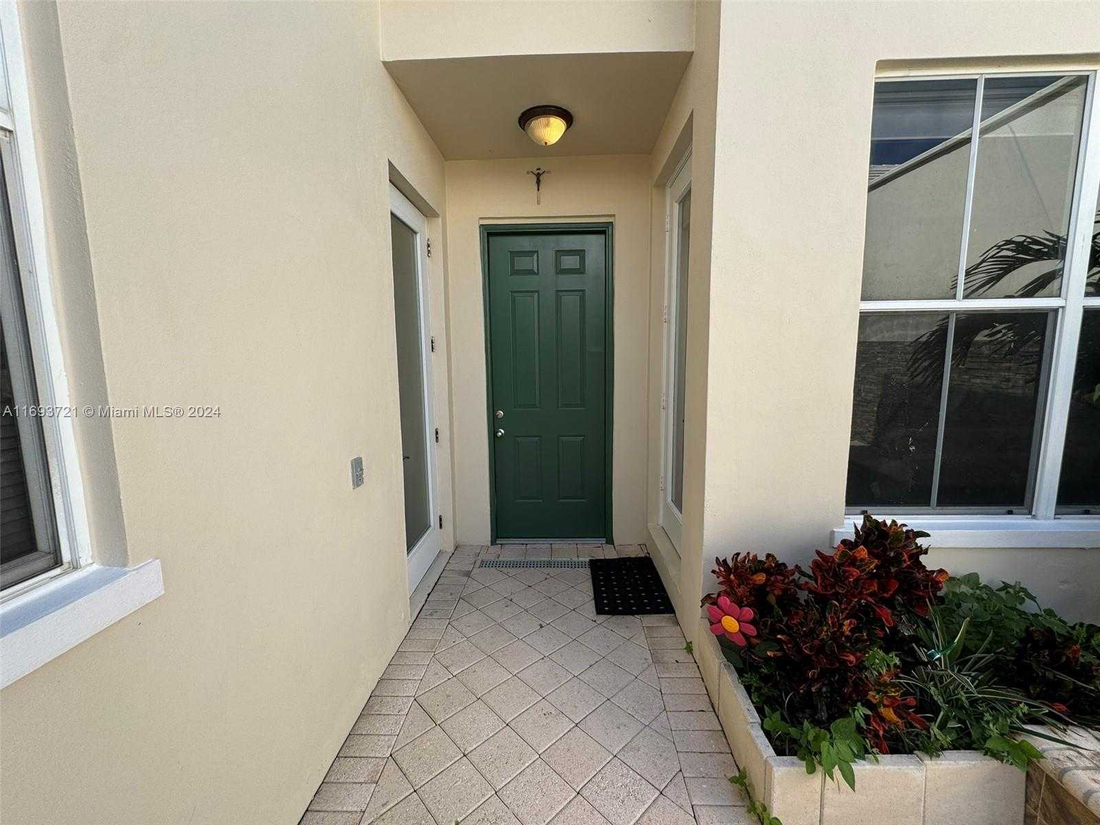 Small Image of 17330 BERMUDA VILLAGE DR, Boca Raton Number 4