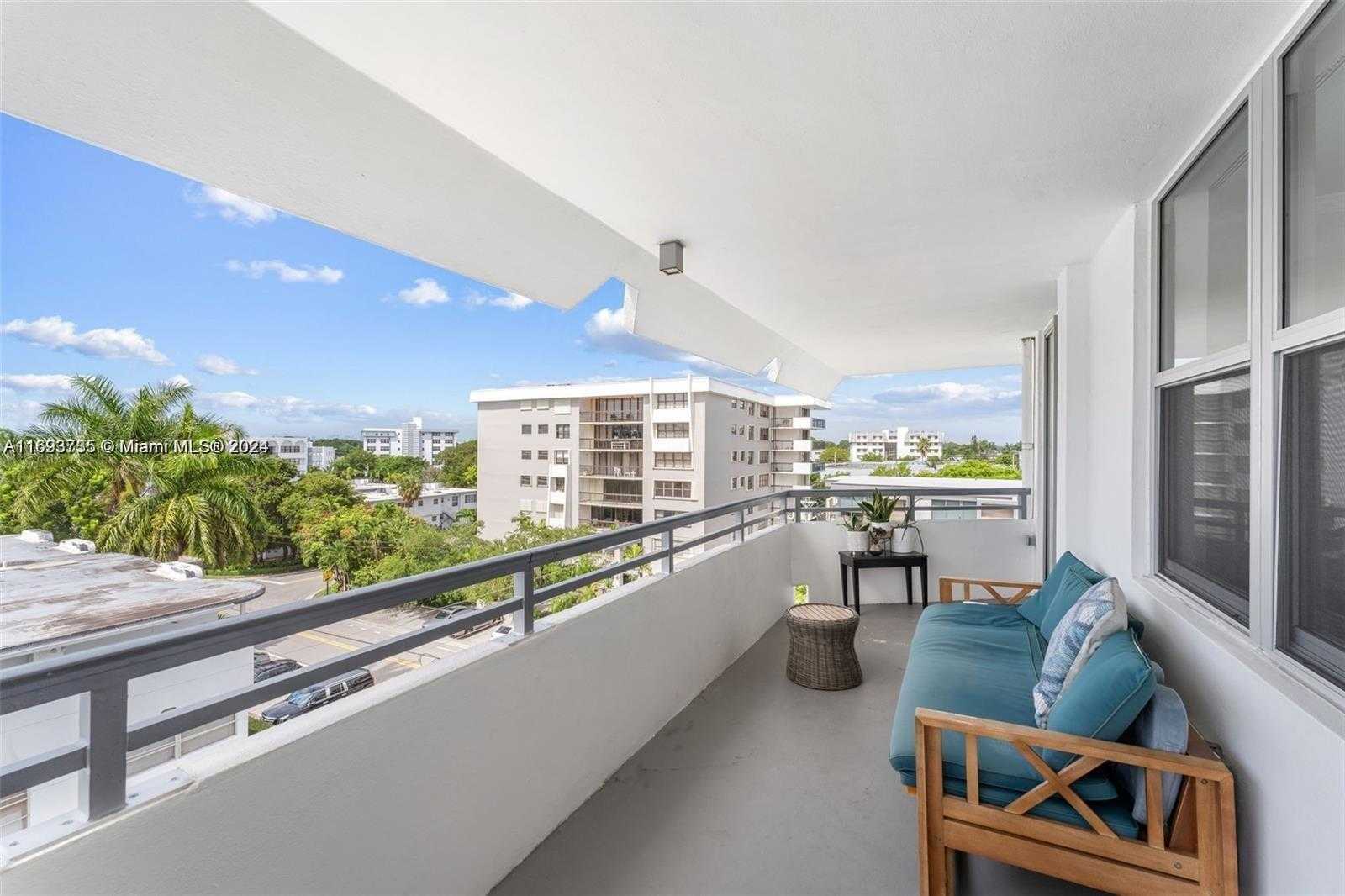 Small Image of 1080 94TH ST #612, Bay Harbor Islands Number 19