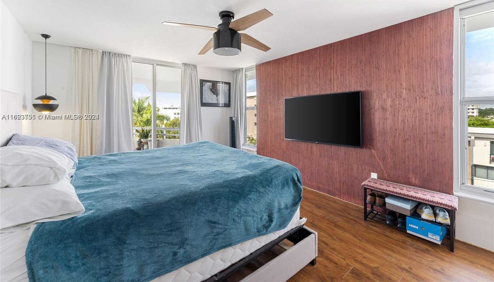 Small Image of 1080 94TH ST #612, Bay Harbor Islands Number 7