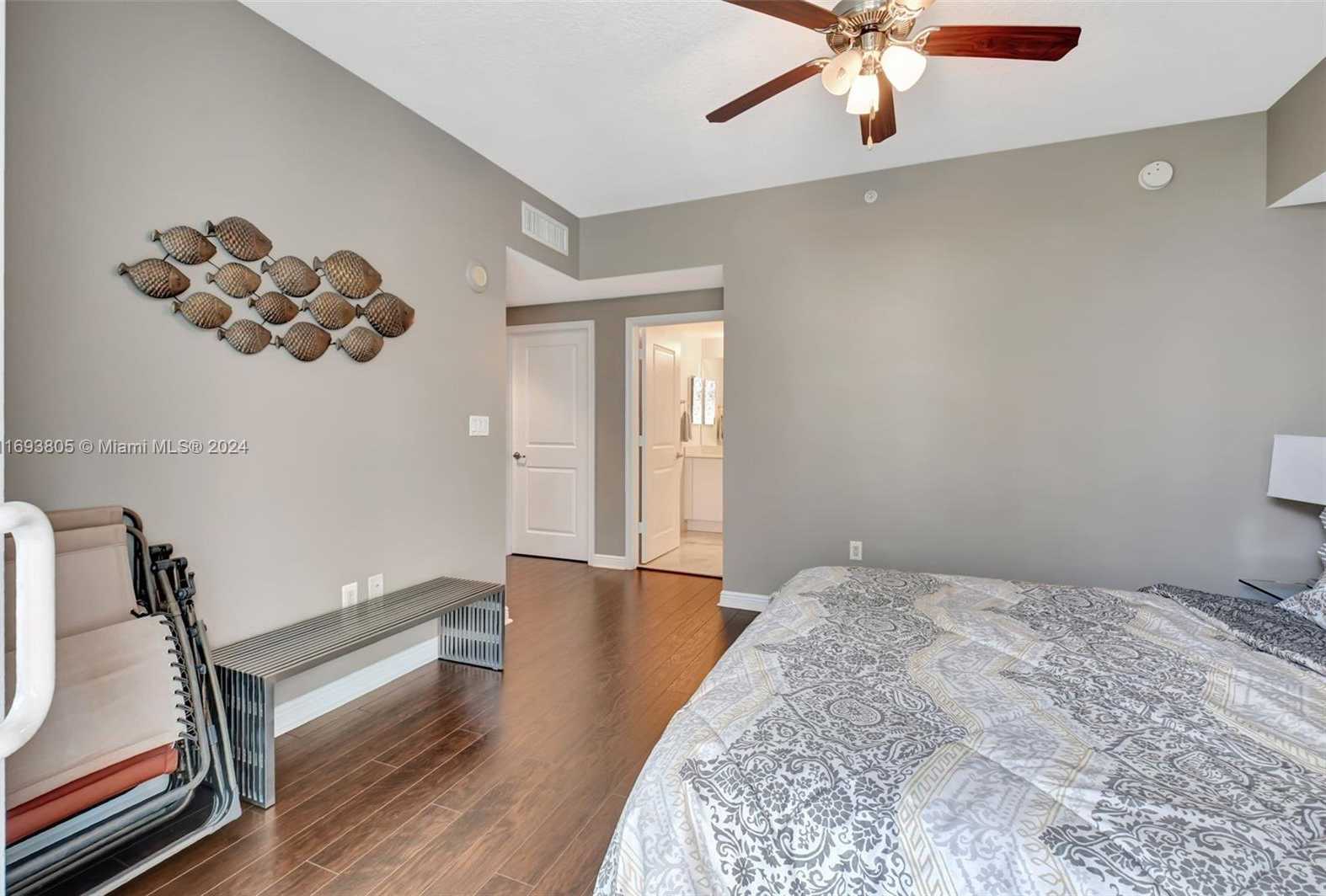Small Image of 350 NORTH FEDERAL HWY #104S, Boynton Beach Number 14