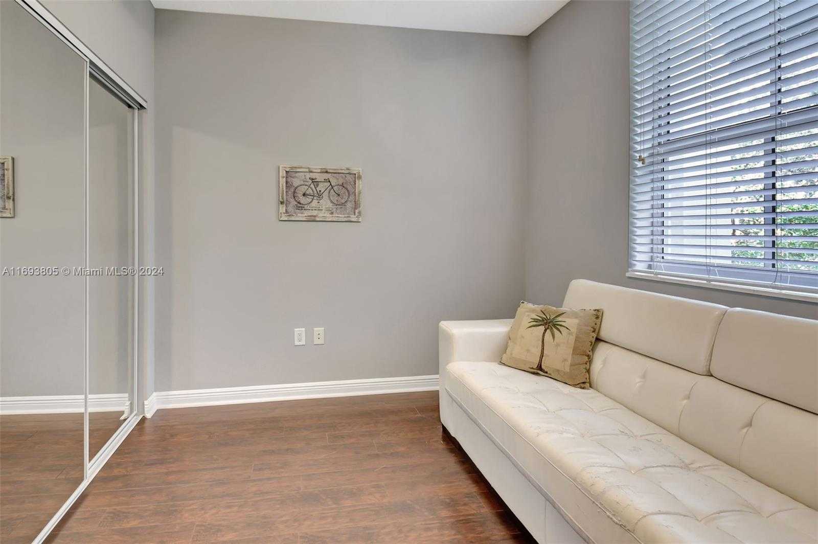 Small Image of 350 NORTH FEDERAL HWY #104S, Boynton Beach Number 18