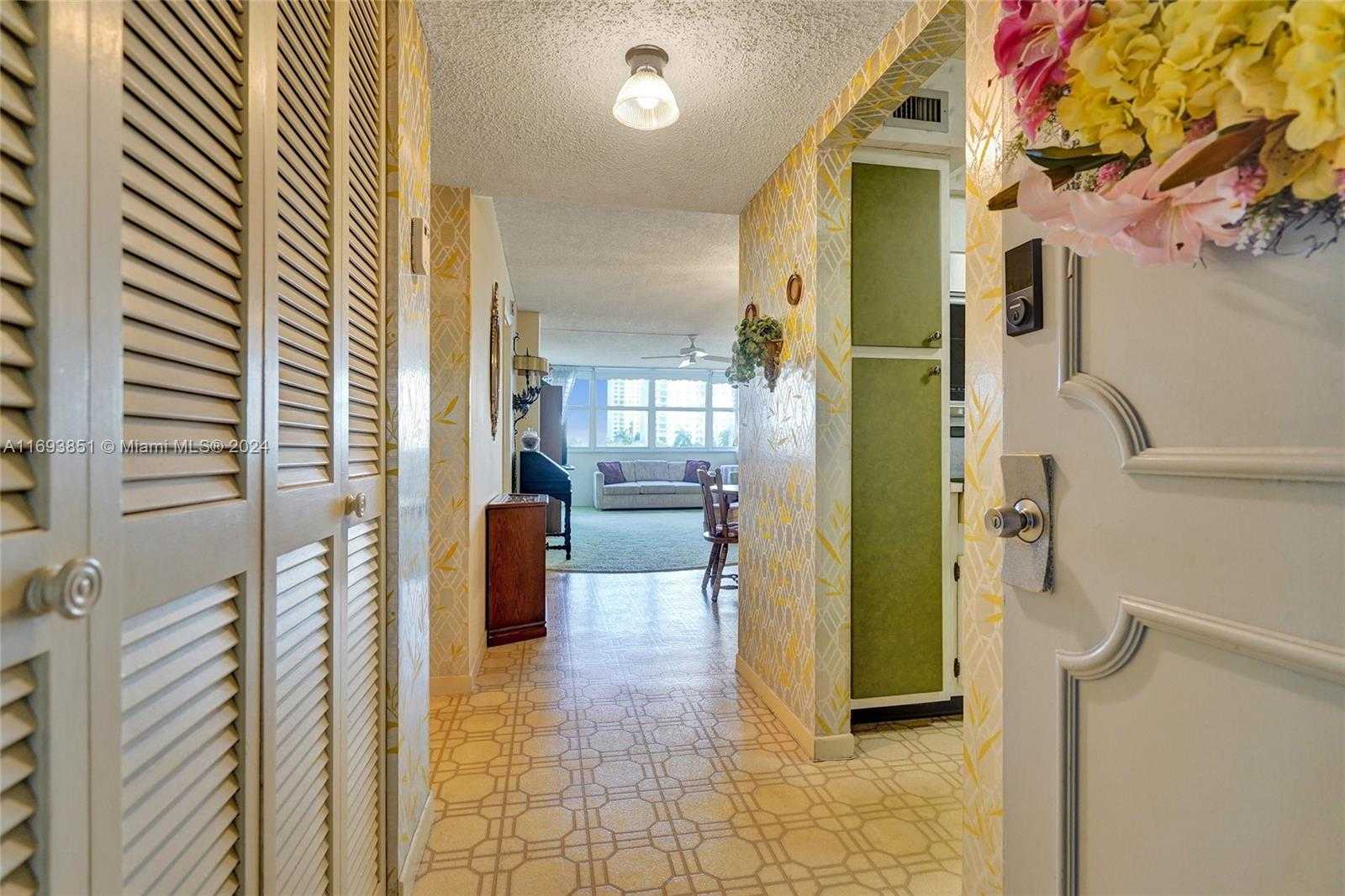 Small Image of 1400 SOUTH OCEAN DR #303, Hollywood Number 14