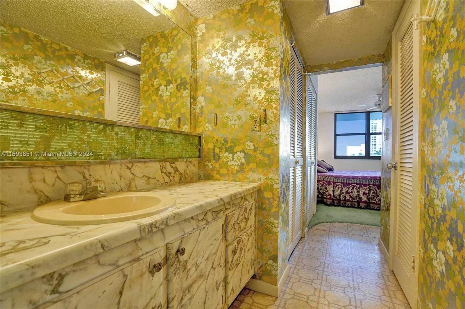 Small Image of 1400 SOUTH OCEAN DR #303, Hollywood Number 44