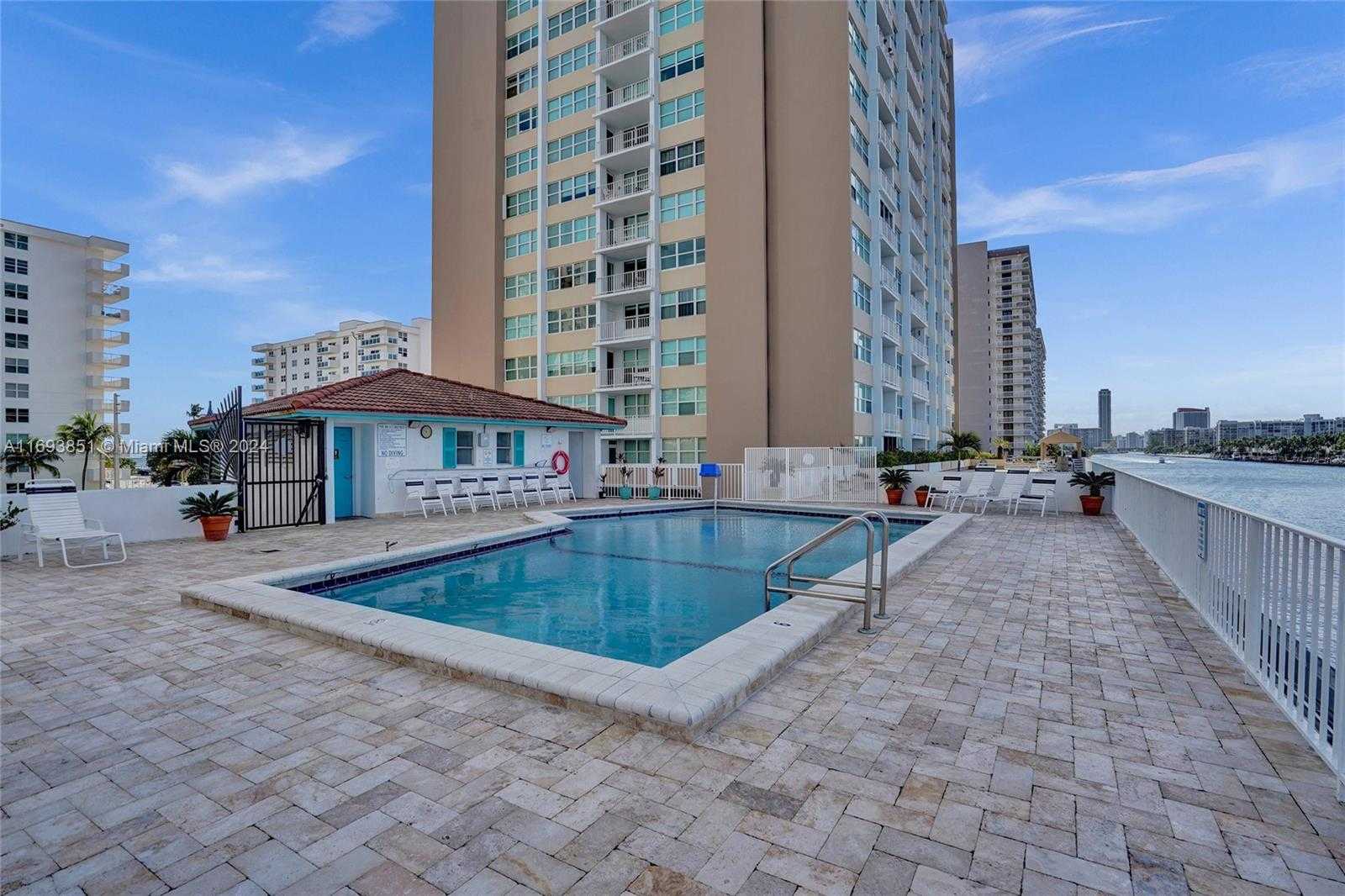 Small Image of 1400 SOUTH OCEAN DR #303, Hollywood Number 61
