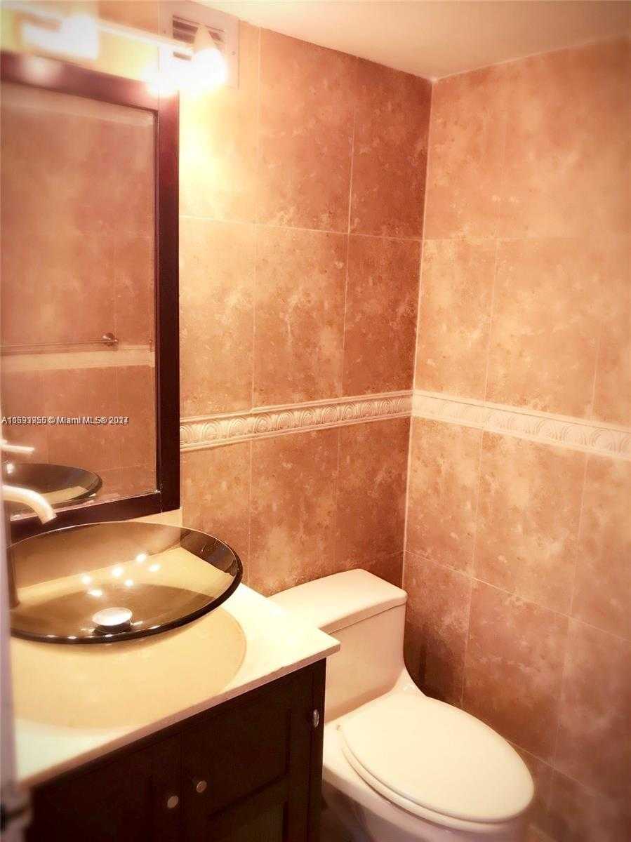 Small Image of 801 THREE ISLANDS BLVD #411, Hallandale Beach Number 12