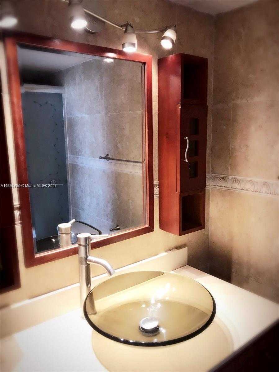 Small Image of 801 THREE ISLANDS BLVD #411, Hallandale Beach Number 13