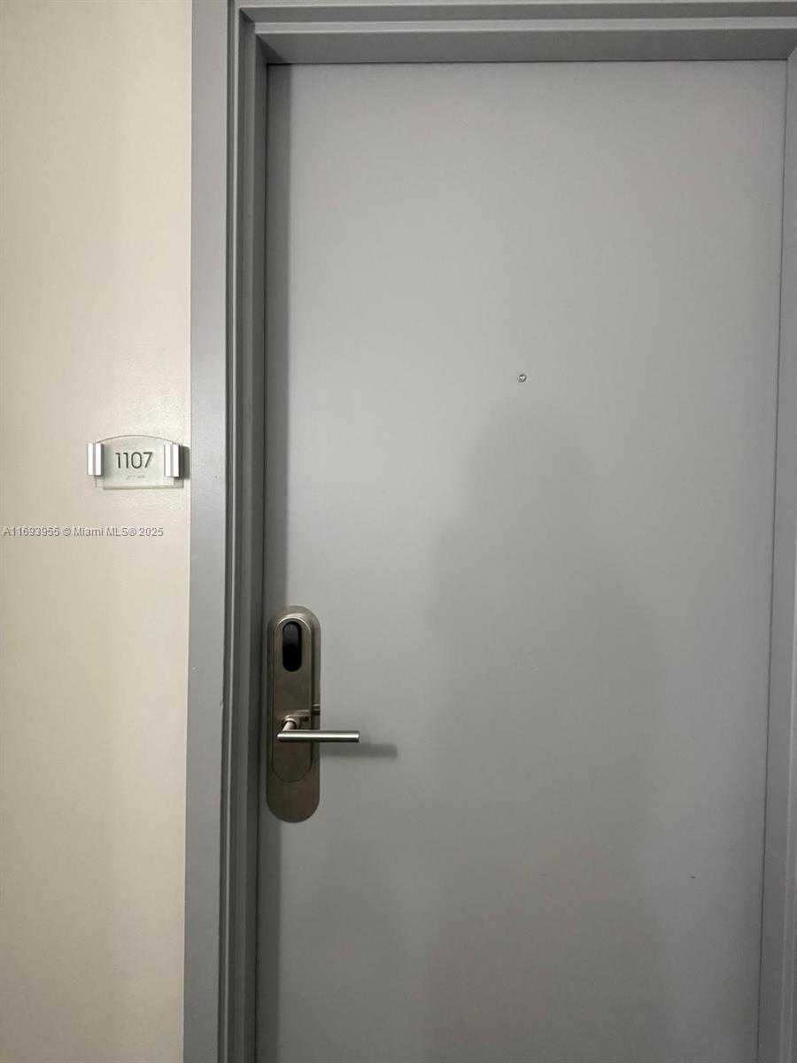 Small Image of 18683 COLLINS AVE #1107, Sunny Isles Beach Number 13