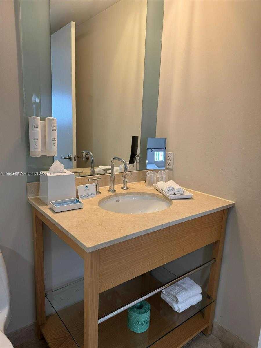 Small Image of 18683 COLLINS AVE #1107, Sunny Isles Beach Number 23