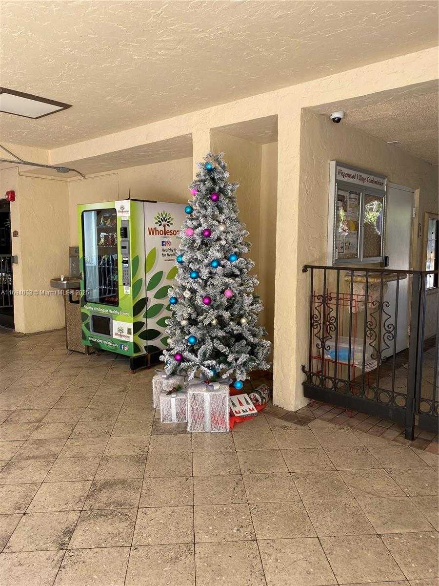 Small Image of 9301 SOUTH WEST 92ND AVE #A320, Miami Number 2