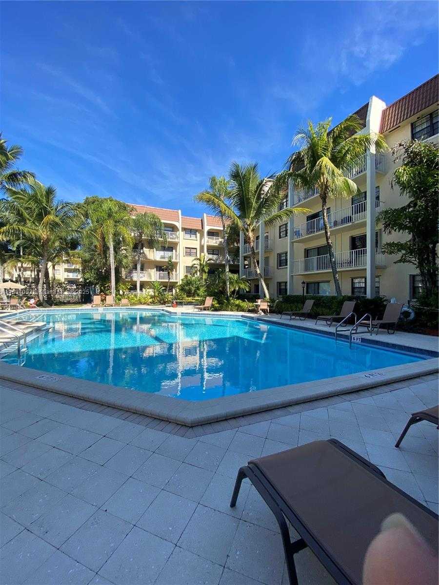 Small Image of 9301 SOUTH WEST 92ND AVE #A320, Miami Number 5