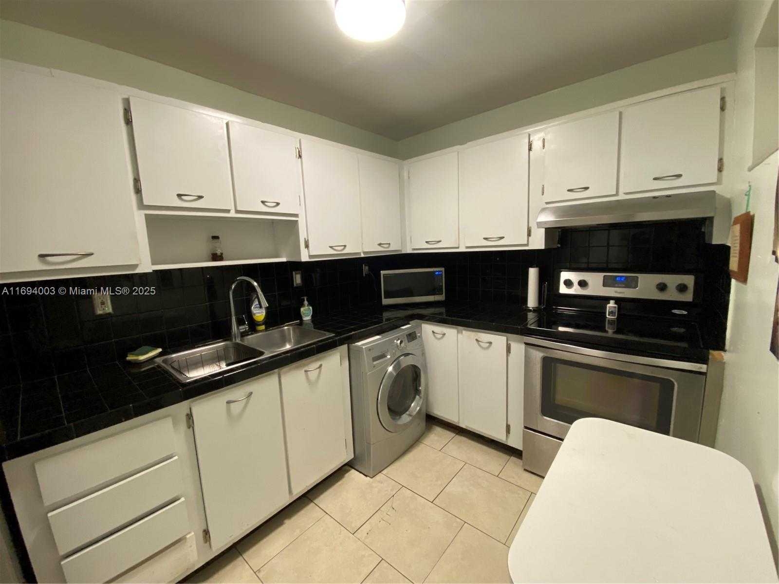 Small Image of 9301 SOUTH WEST 92ND AVE #A320, Miami Number 8