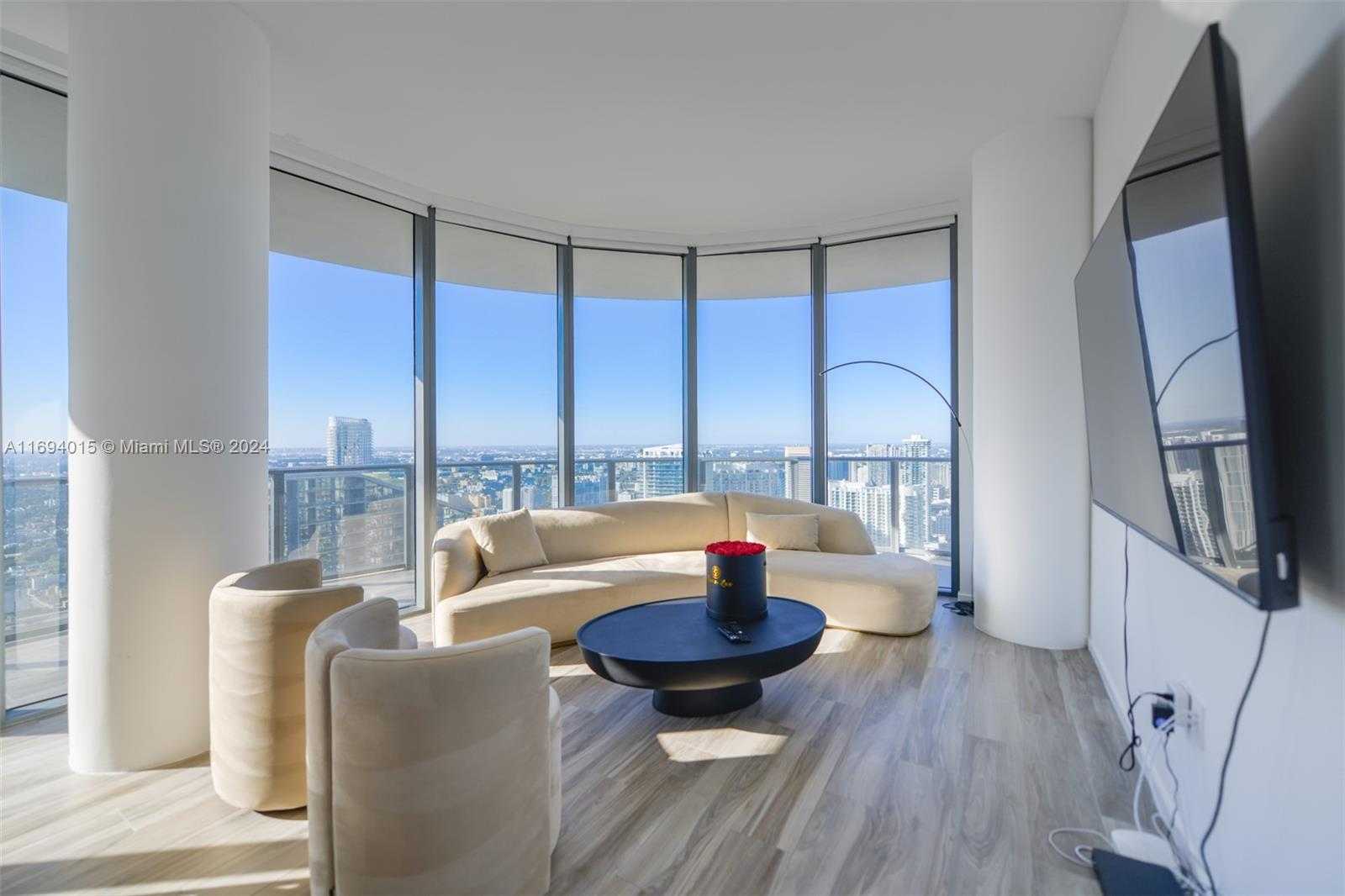 Small Image of 801 SOUTH MIAMI AVE #5309, Miami Number 4