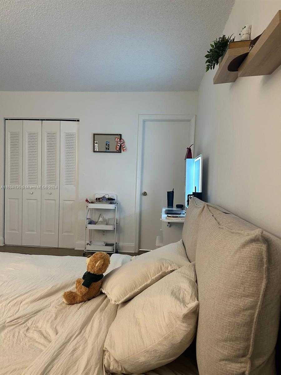 Small Image of 9125 SOUTH WEST 77TH AVE #202, Miami Number 33