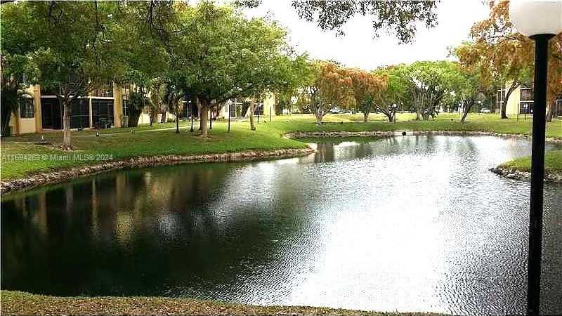 Small Image of 3253 FOXCROFT RD #G107, Miramar Number 2